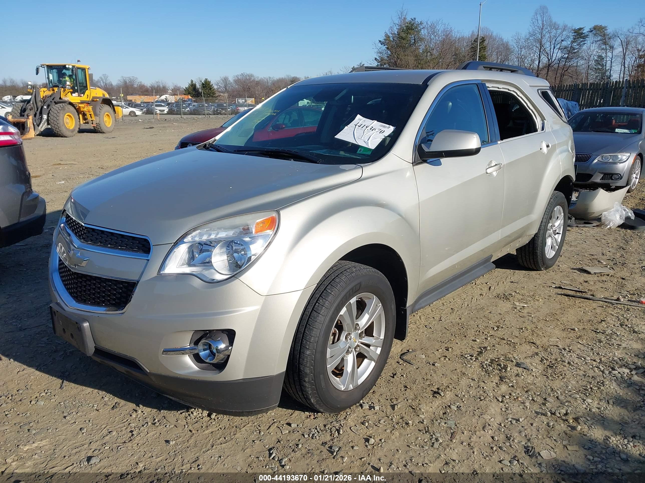 CHEVROLET EQUINOX image 2