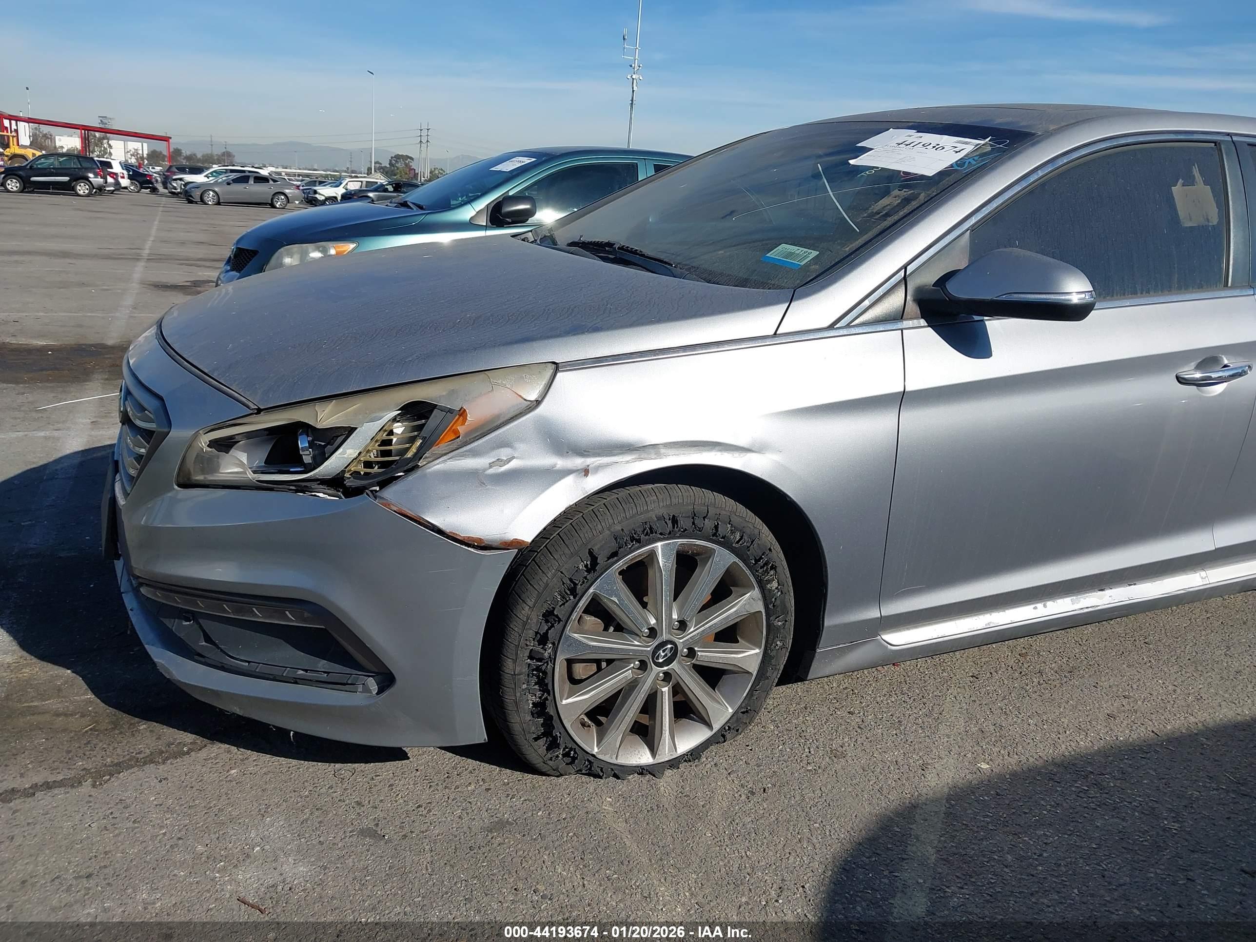 HYUNDAI SONATA image 6