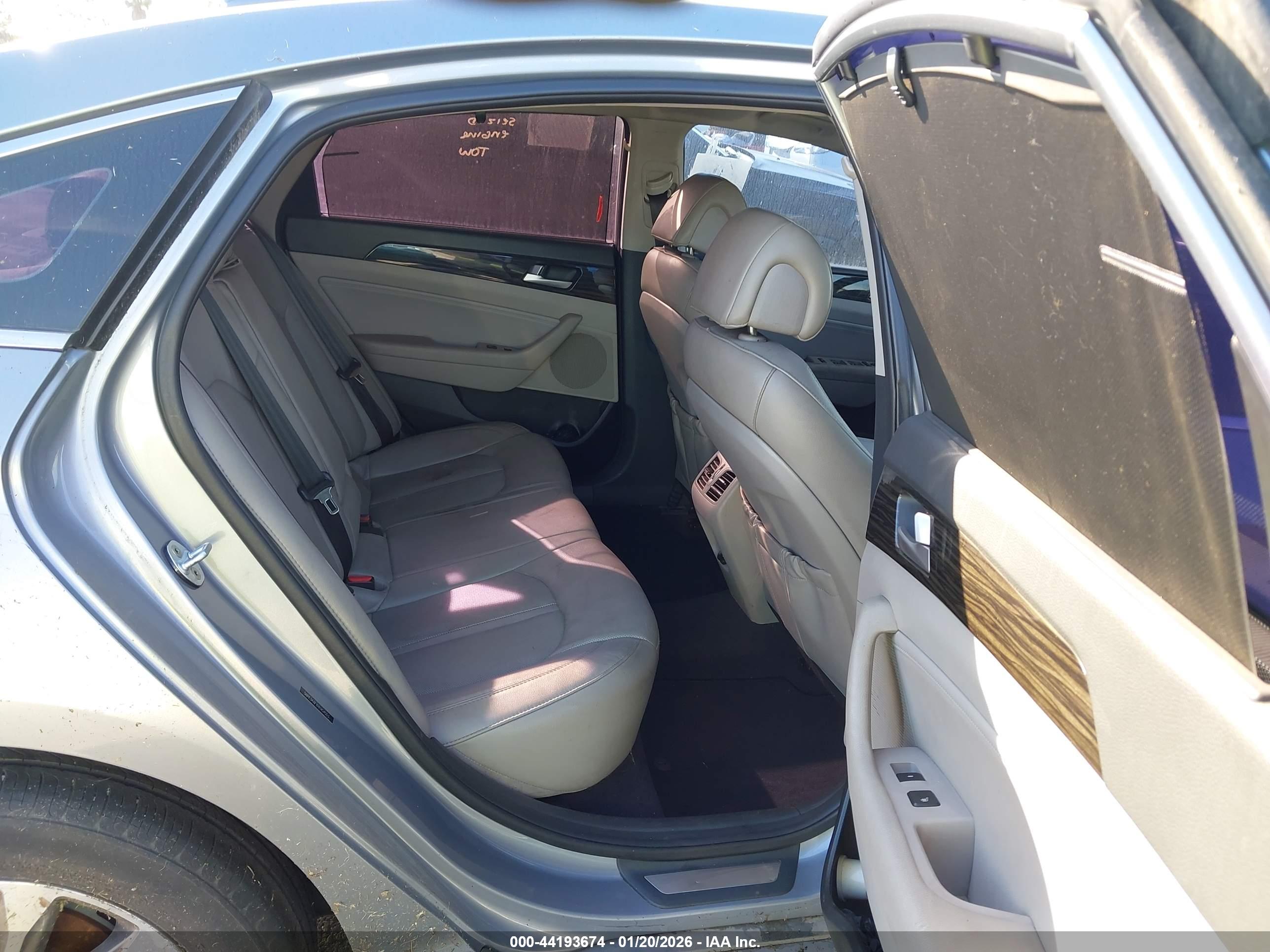 HYUNDAI SONATA image 8