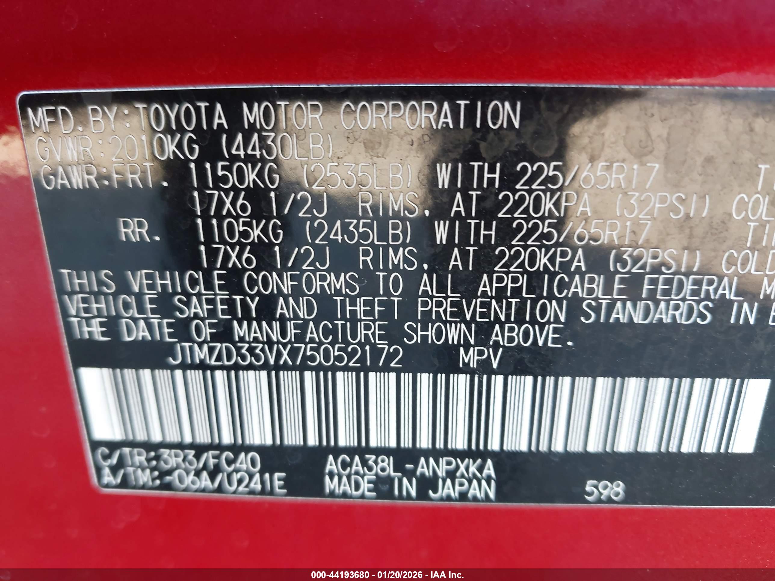 TOYOTA RAV4 image 9