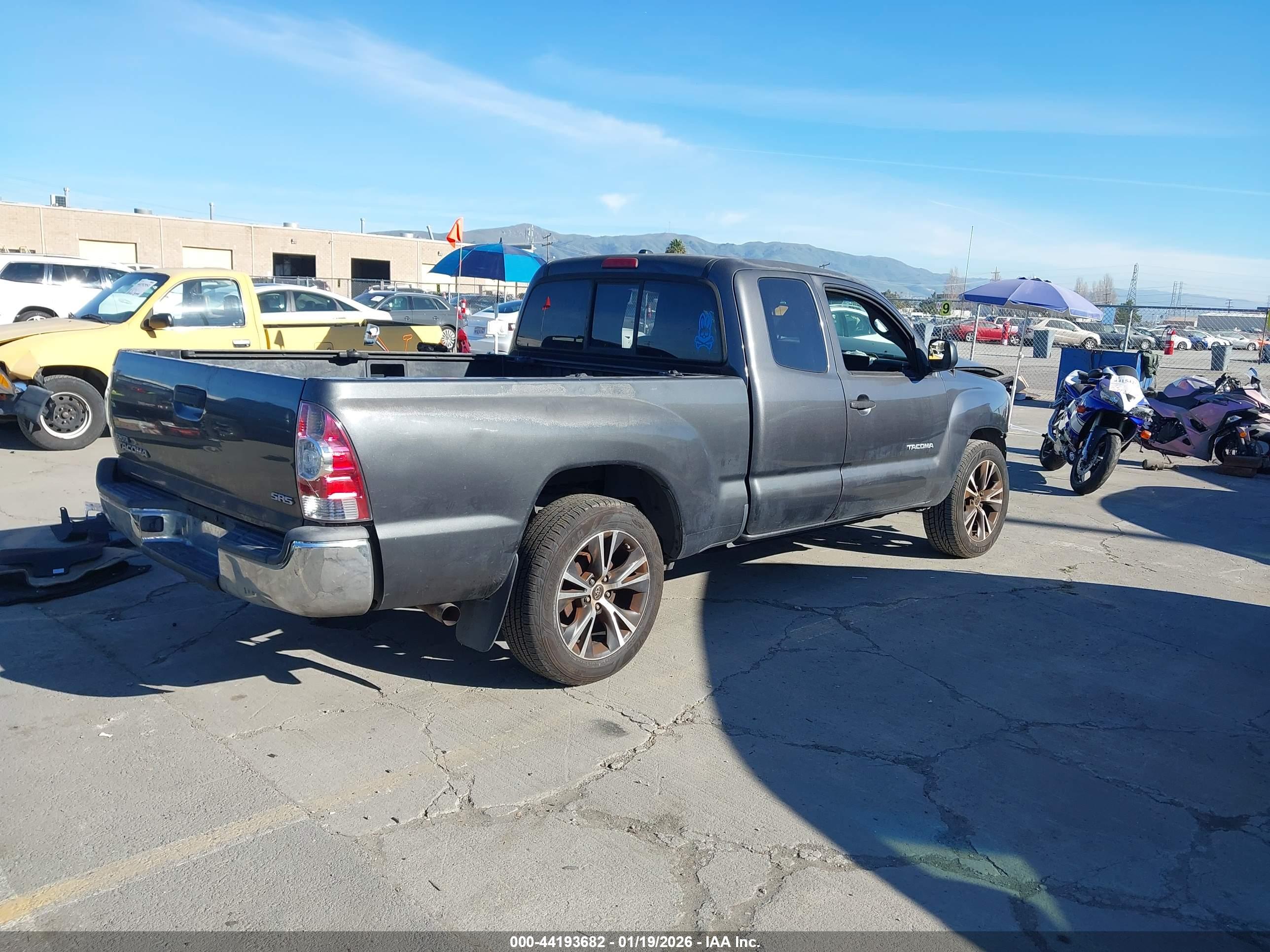 TOYOTA TACOMA image 4