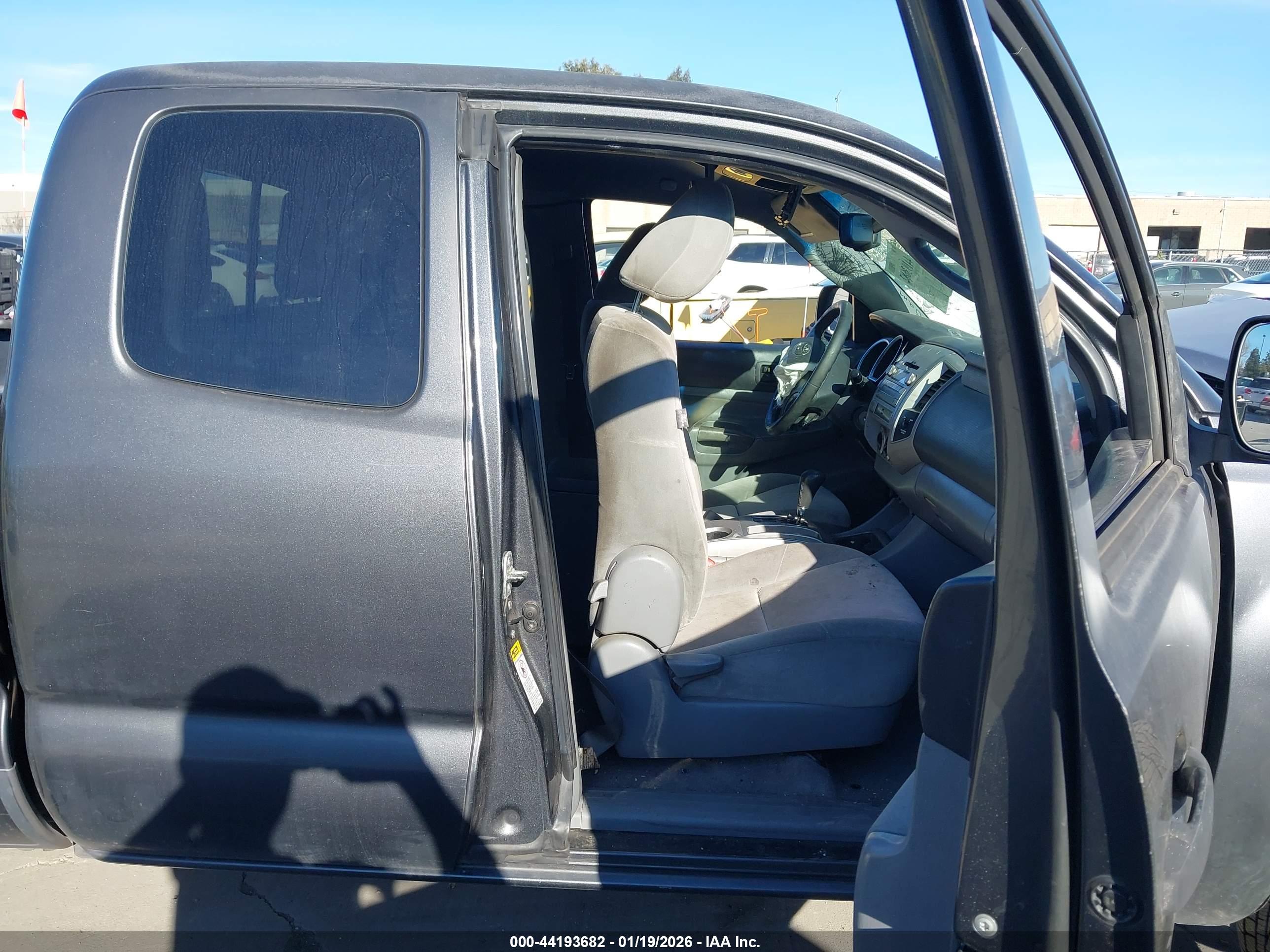 TOYOTA TACOMA image 5