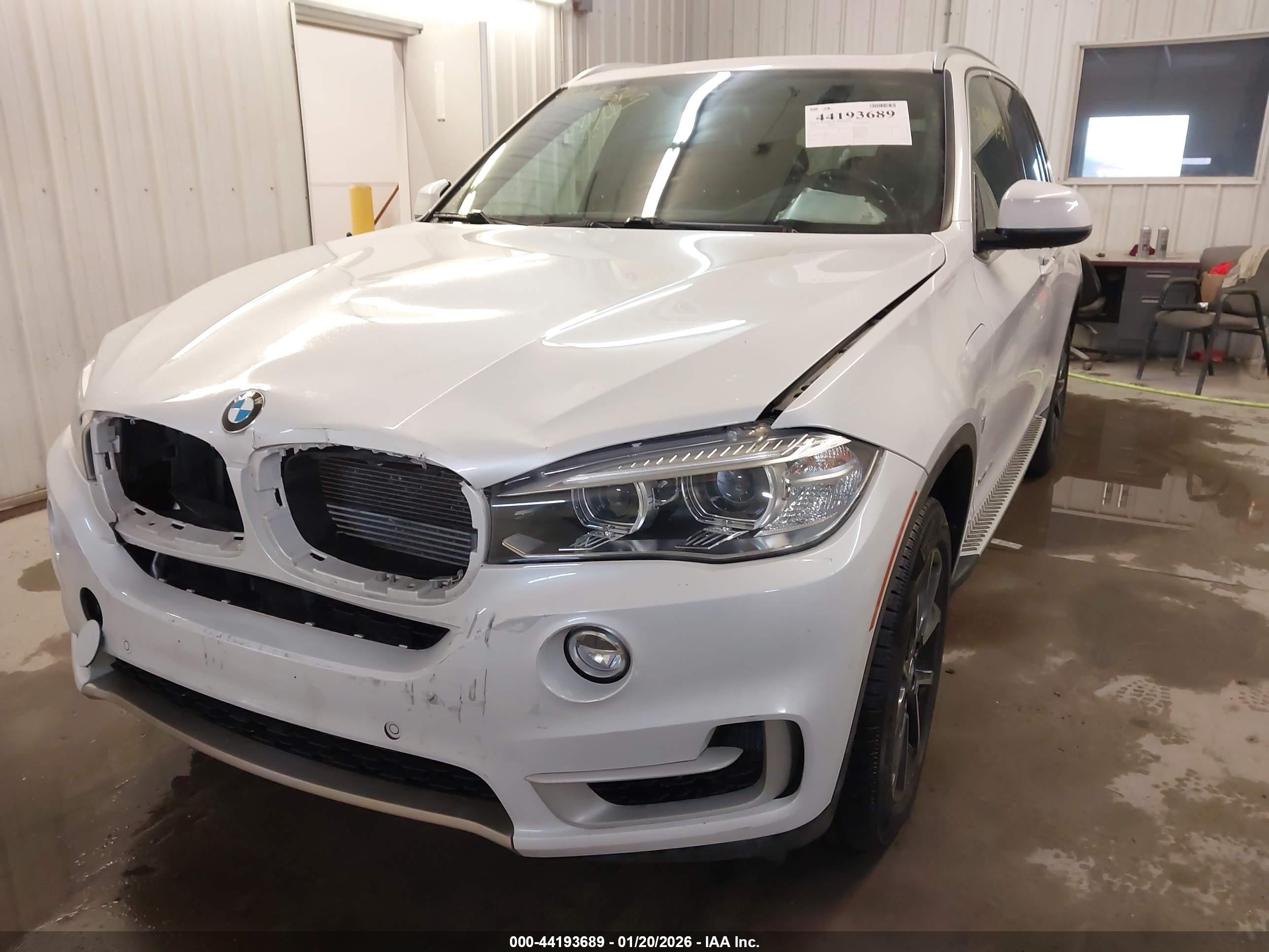 BMW X5 image 2