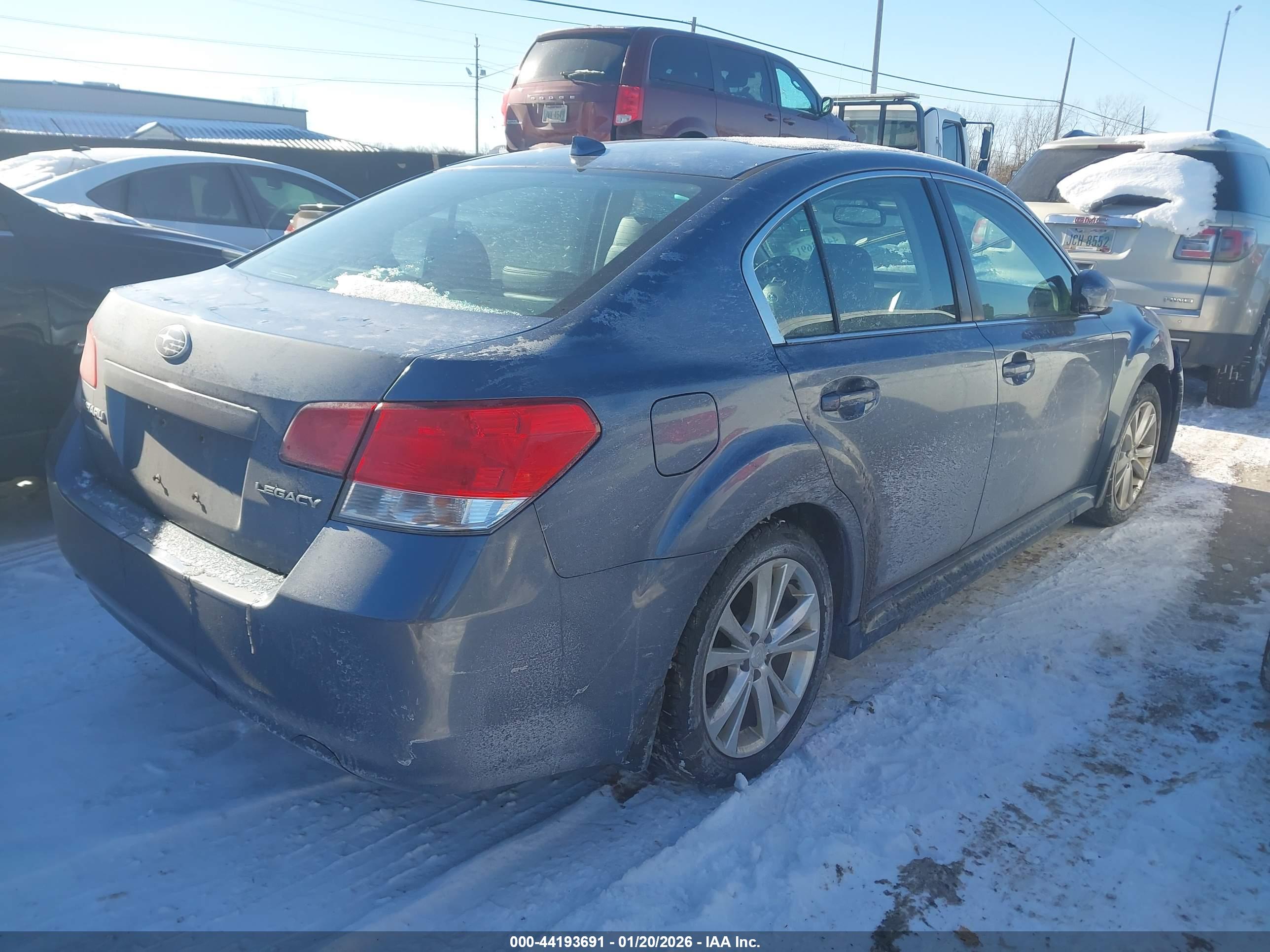 SUBARU LEGACY image 4