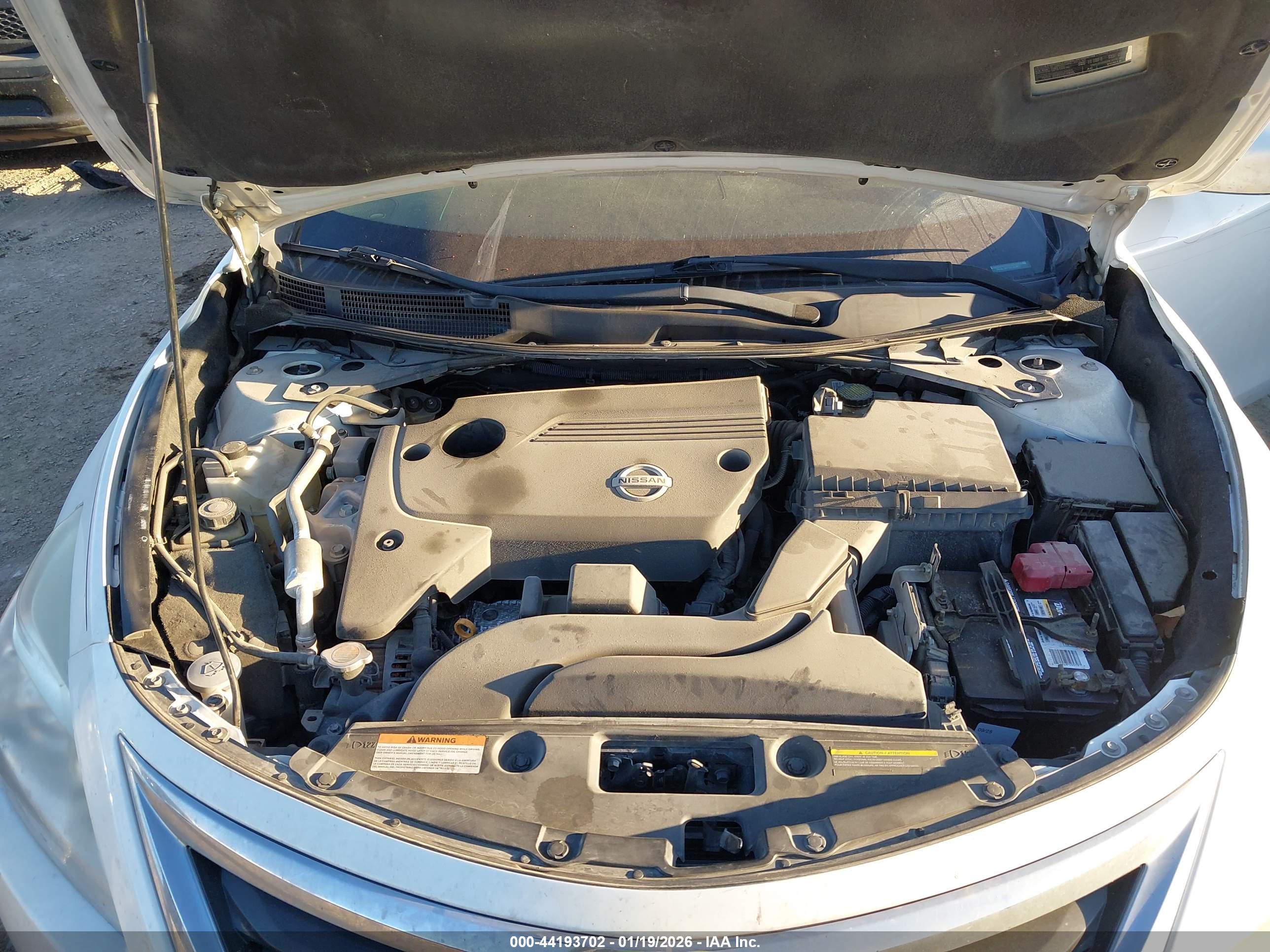 NISSAN ALTIMA image 10