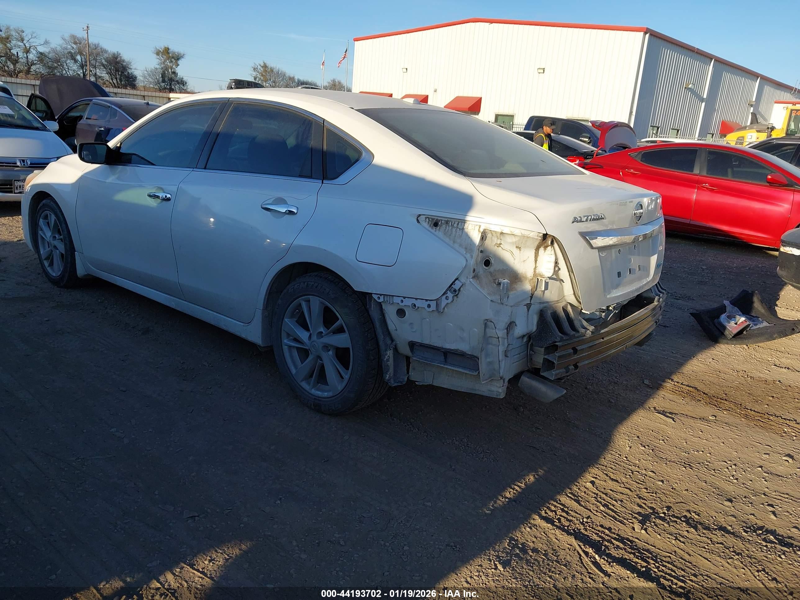 NISSAN ALTIMA image 3