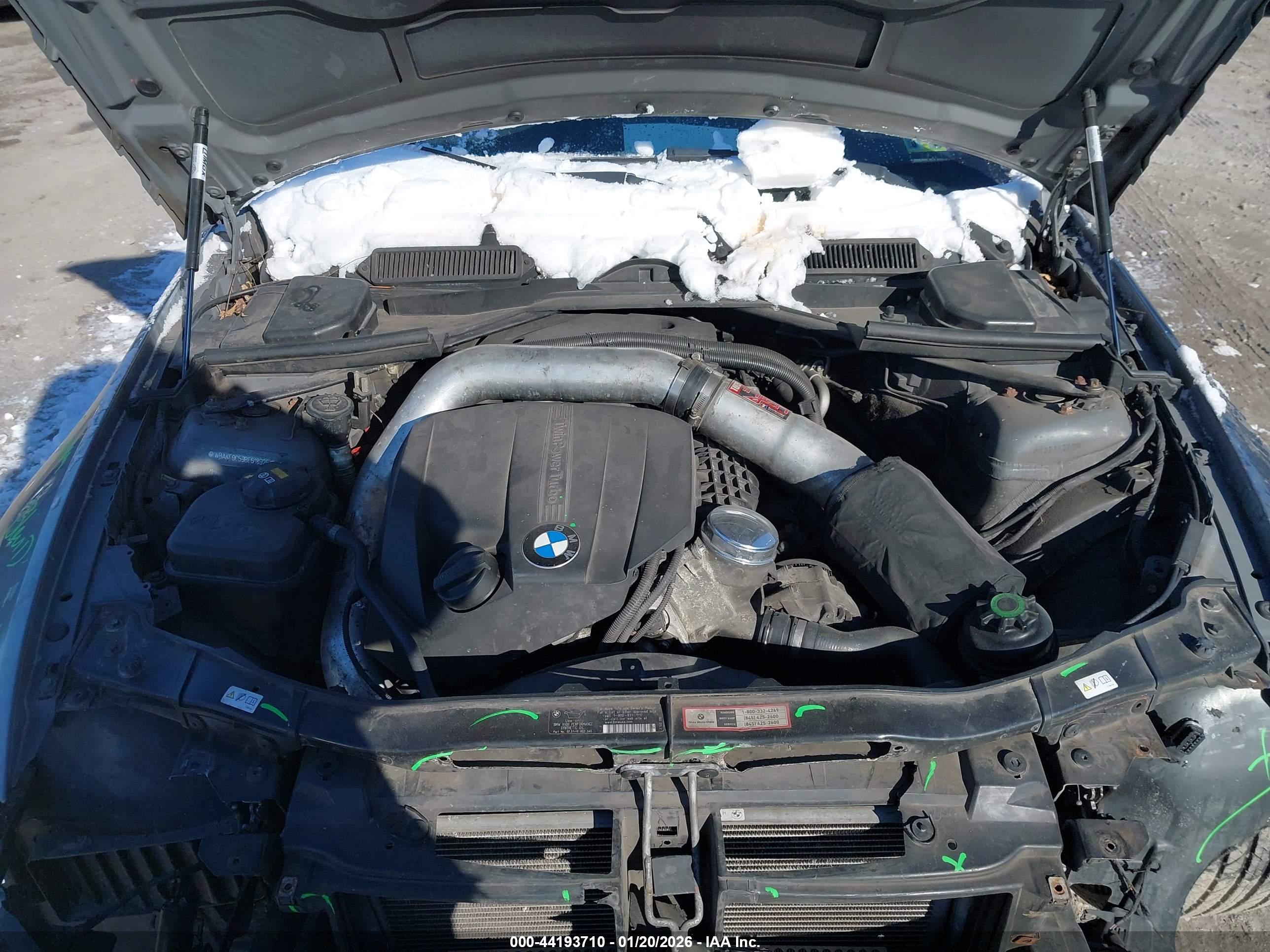 BMW 335I image 10