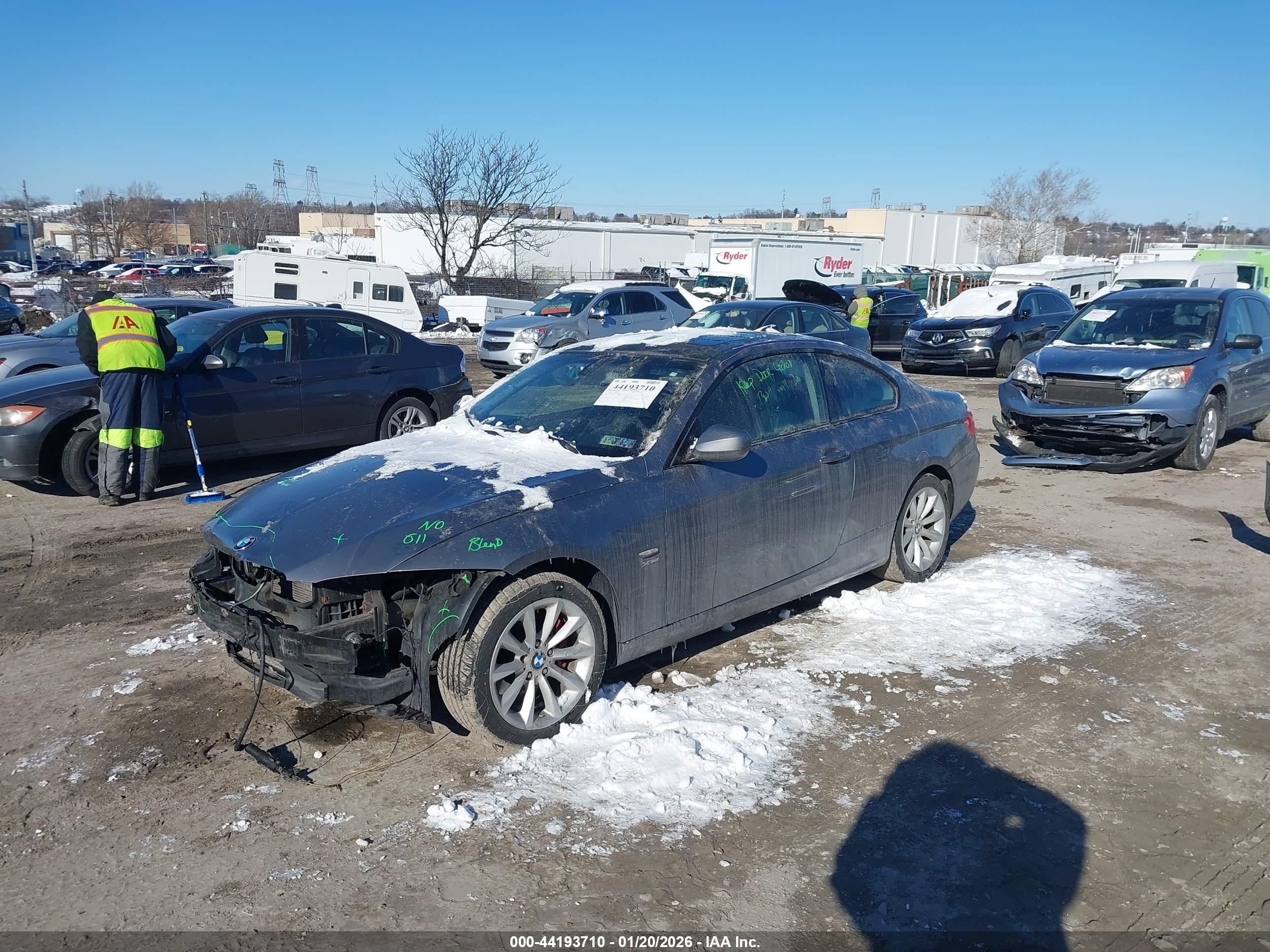 BMW 335I image 2
