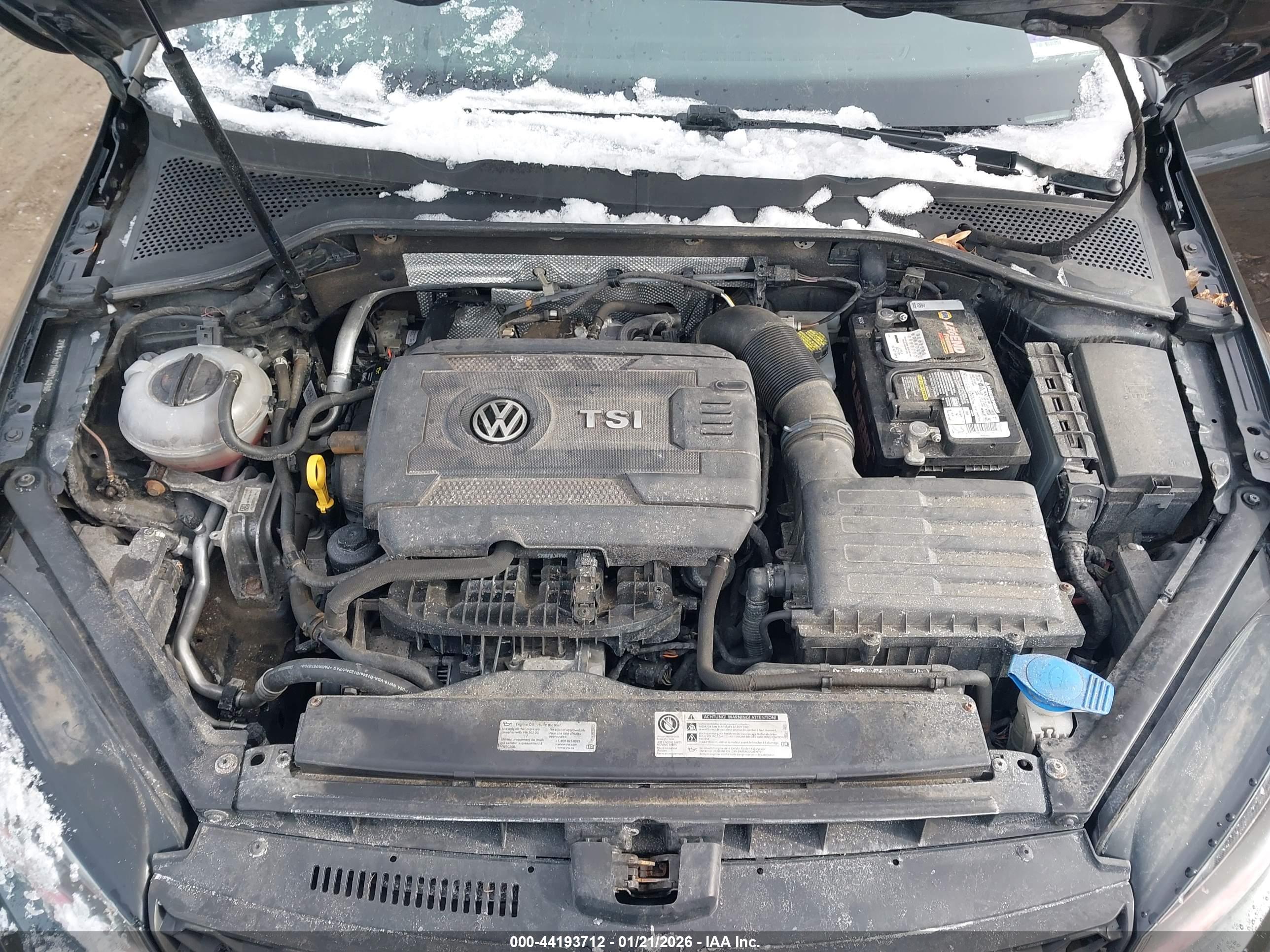 VOLKSWAGEN GOLF image 10
