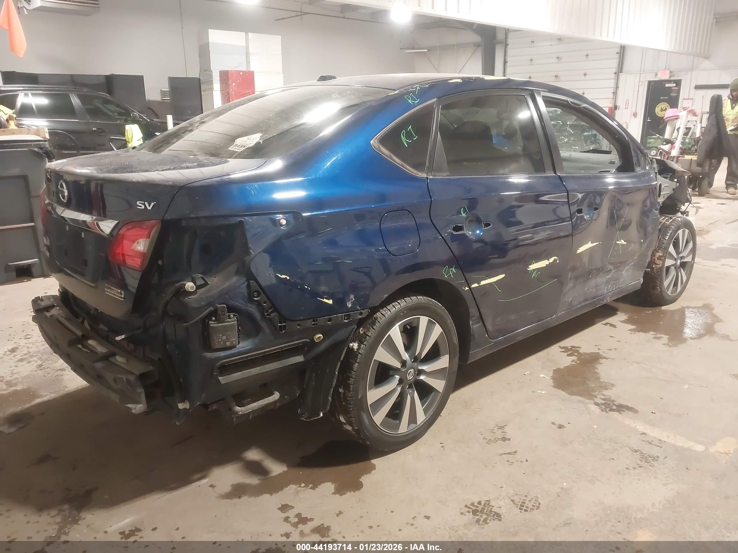 NISSAN SENTRA image 4