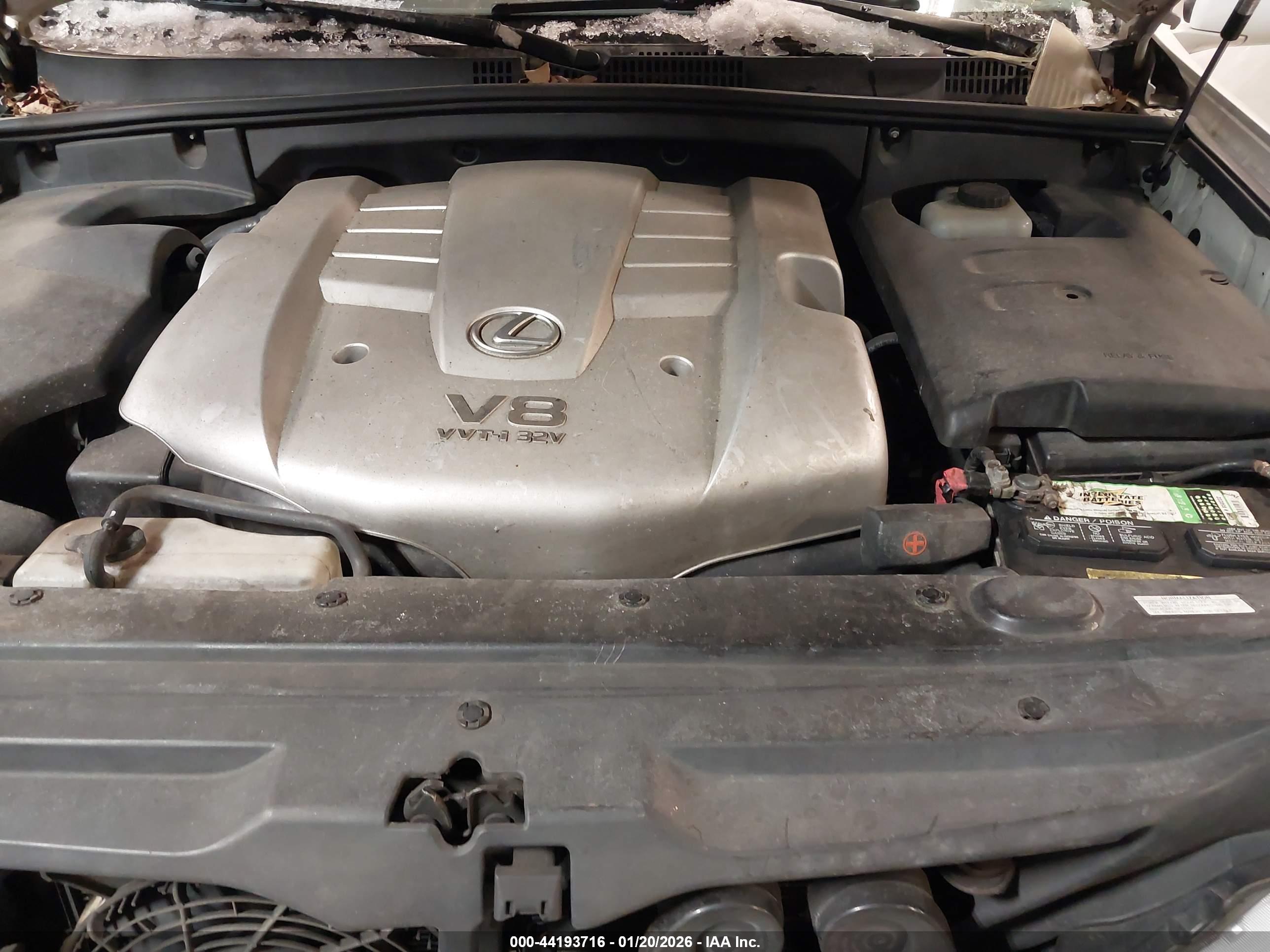 LEXUS GX image 10