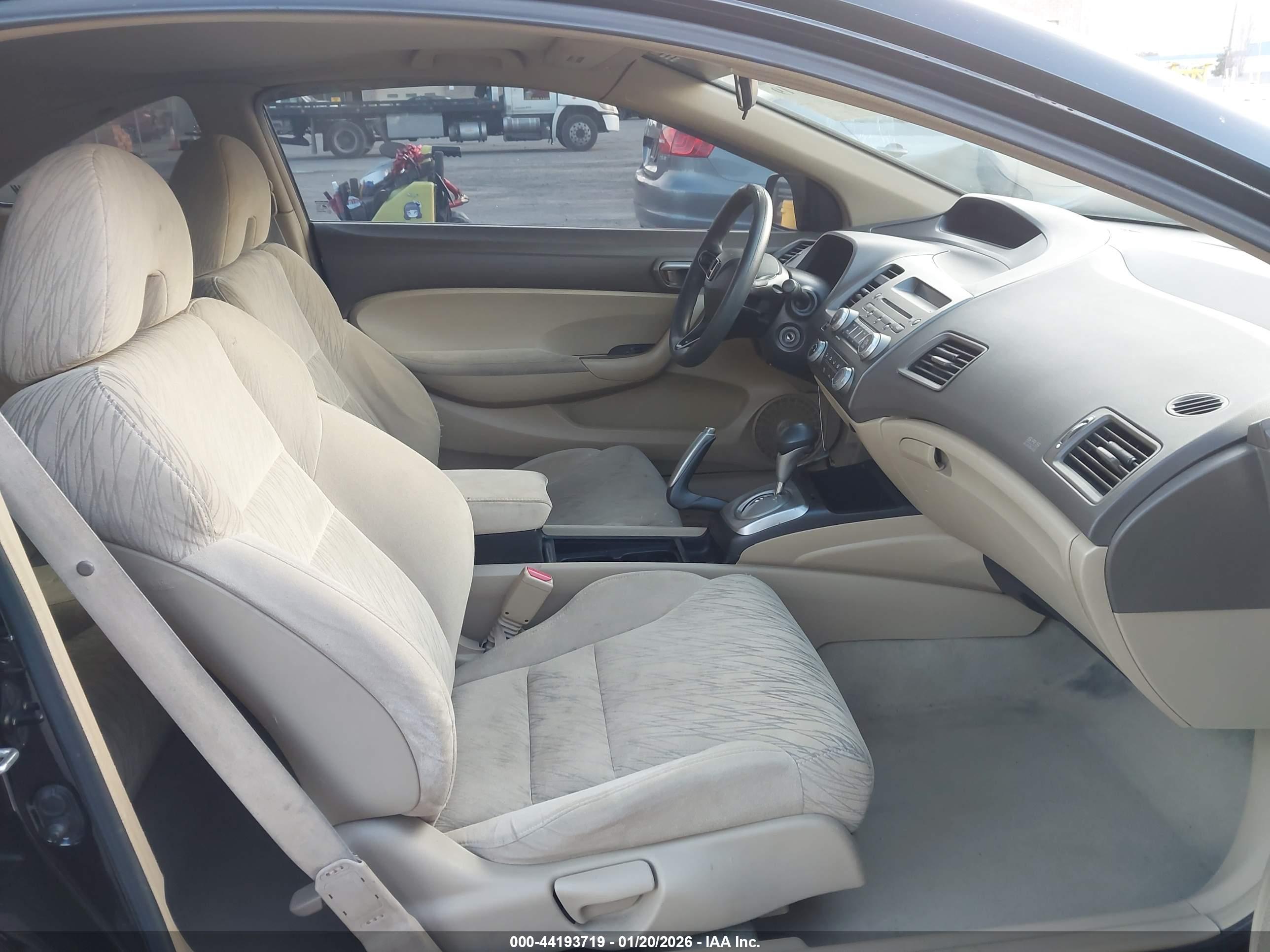 HONDA CIVIC image 5