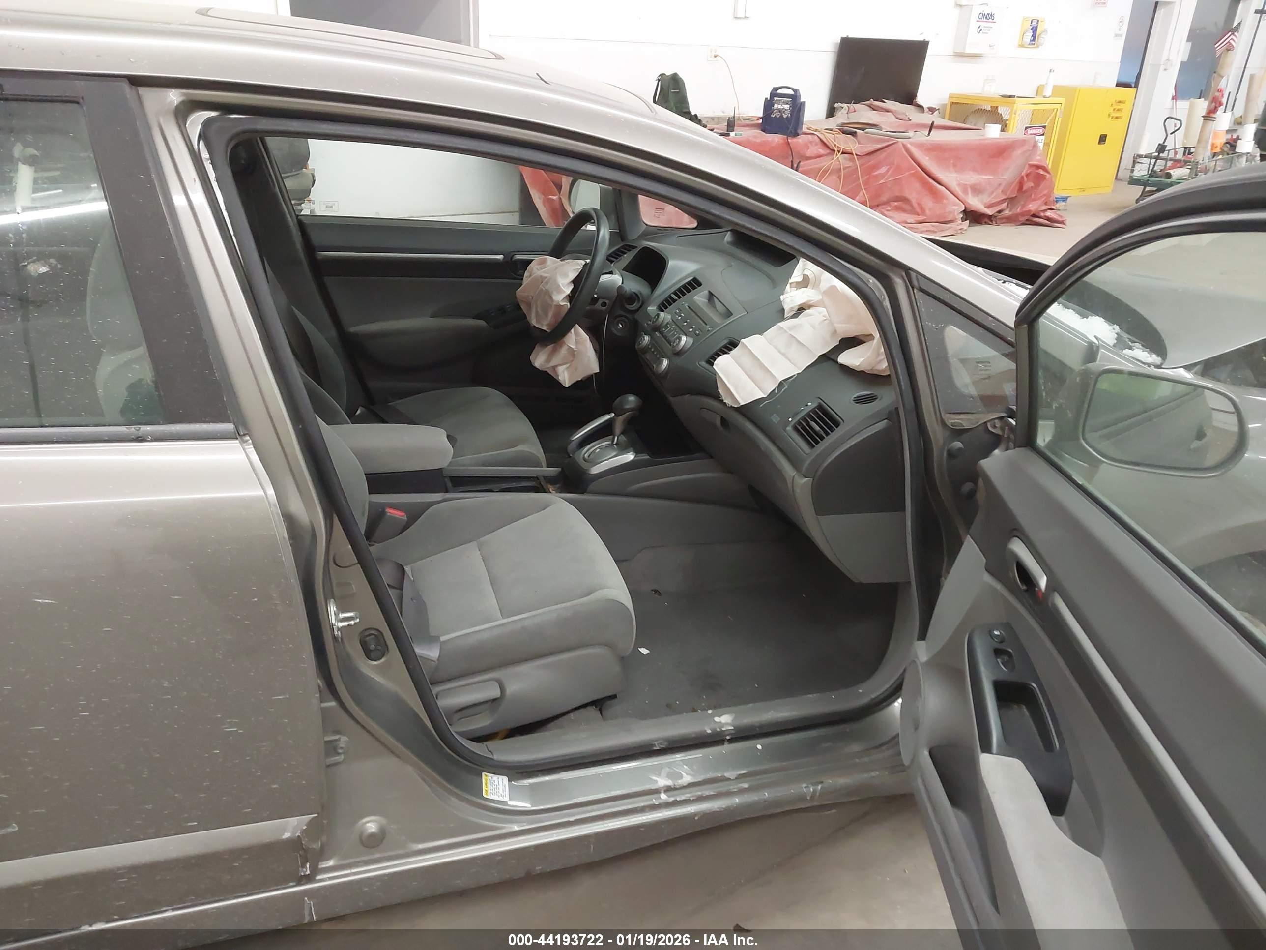 HONDA CIVIC image 5