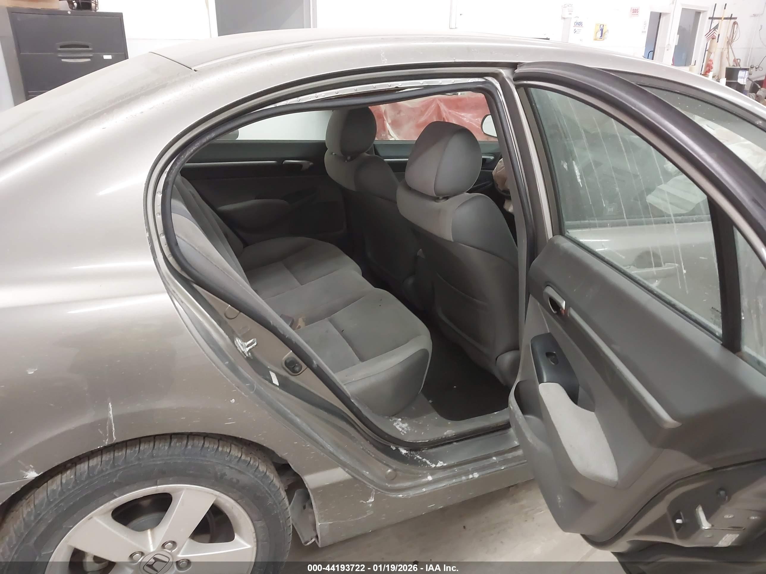 HONDA CIVIC image 8