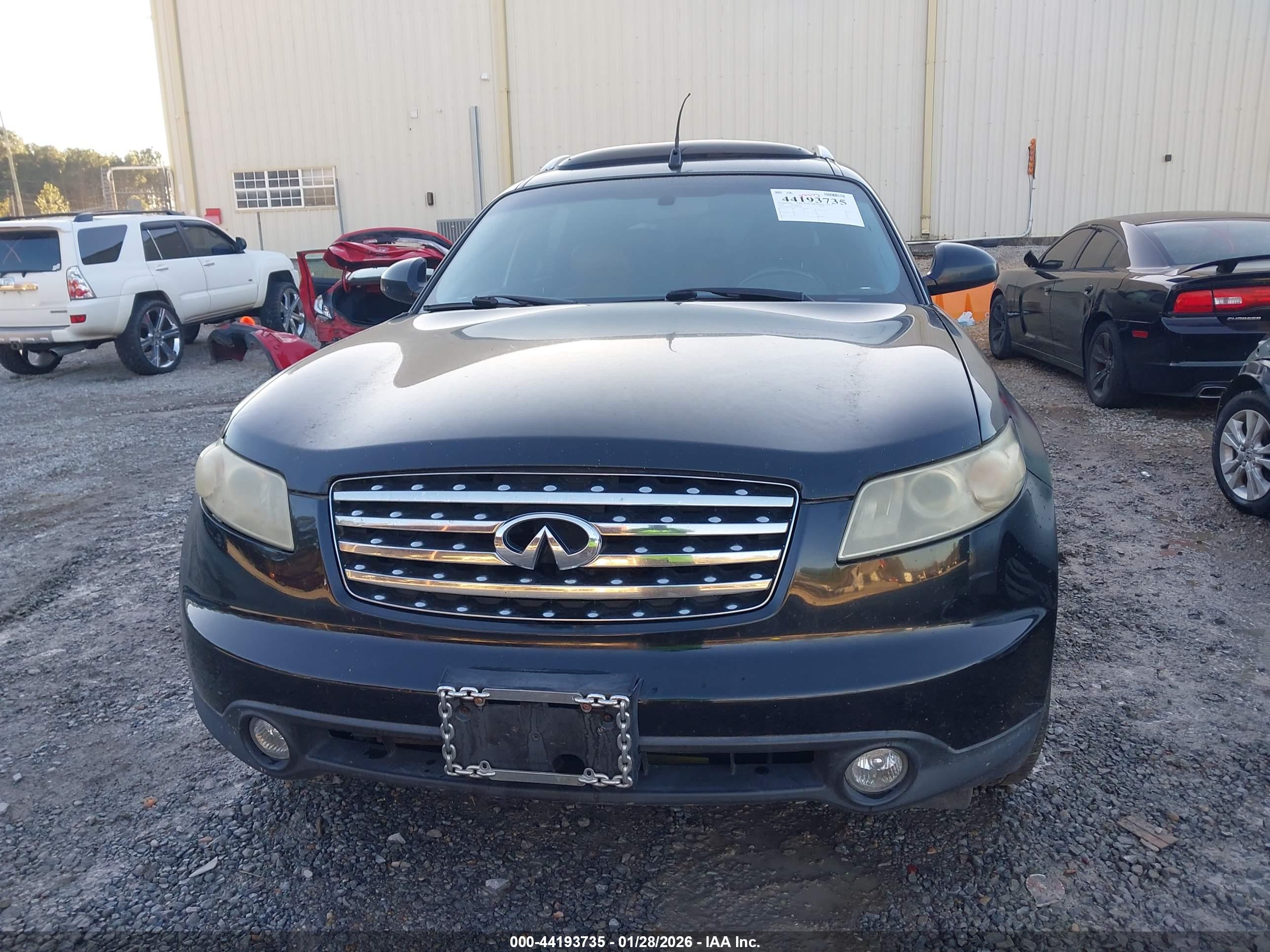 INFINITI FX45 image 6