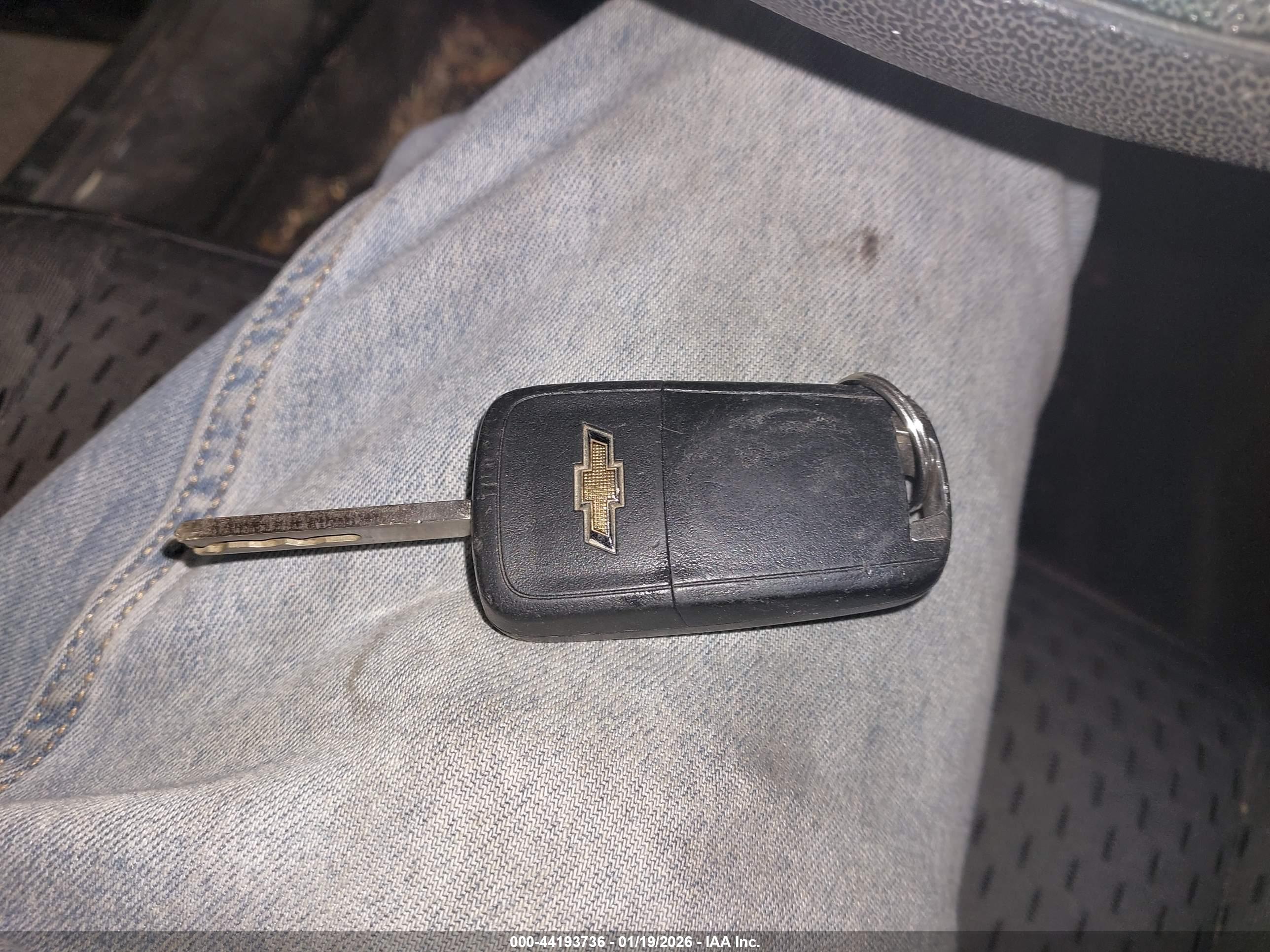 CHEVROLET EQUINOX image 11