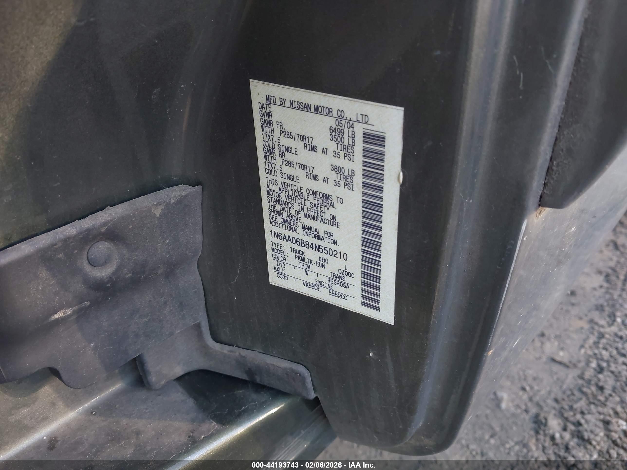 NISSAN TITAN image 9