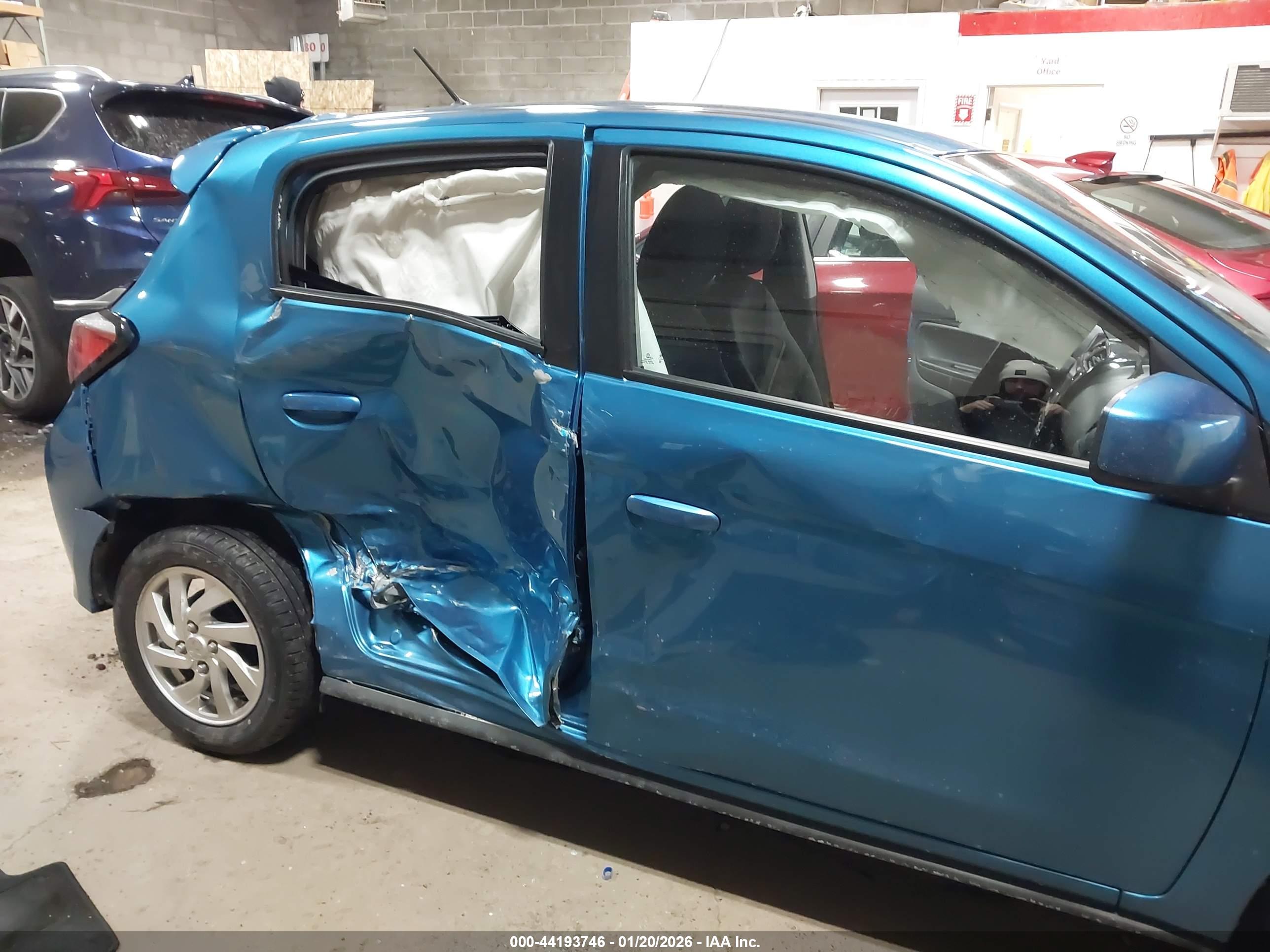 MITSUBISHI MIRAGE image 6