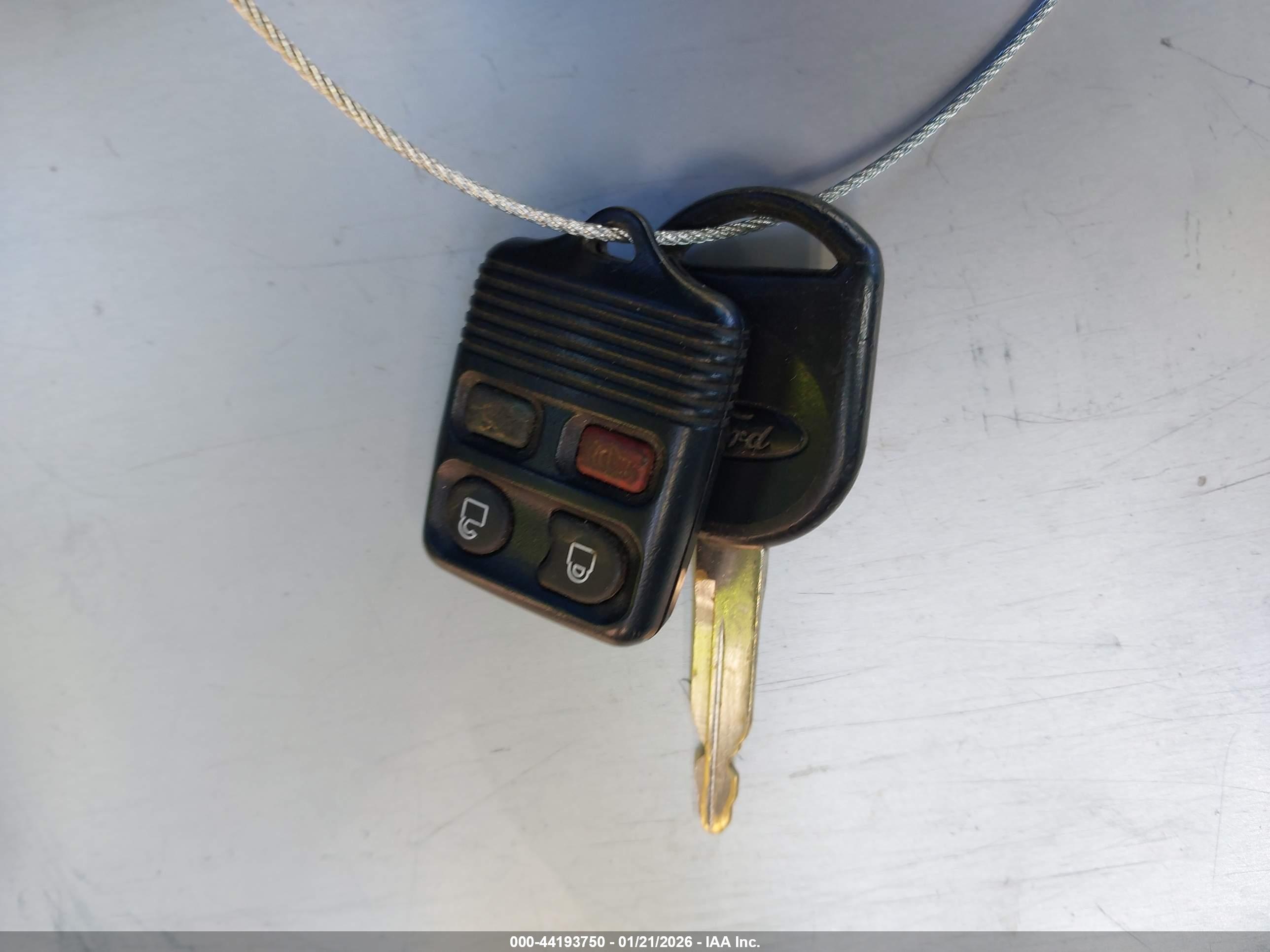 FORD FOCUS image 11