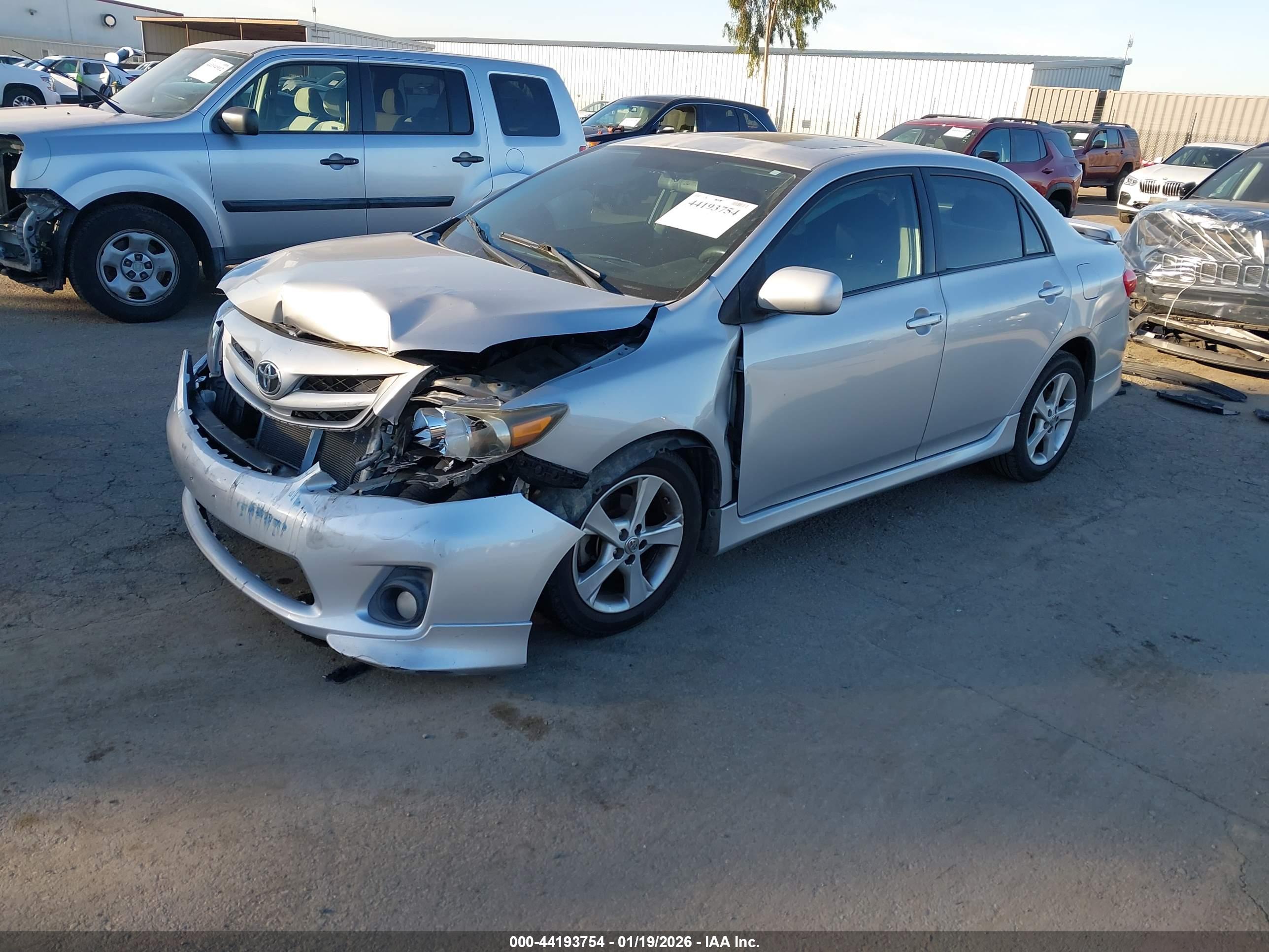 TOYOTA COROLLA image 2