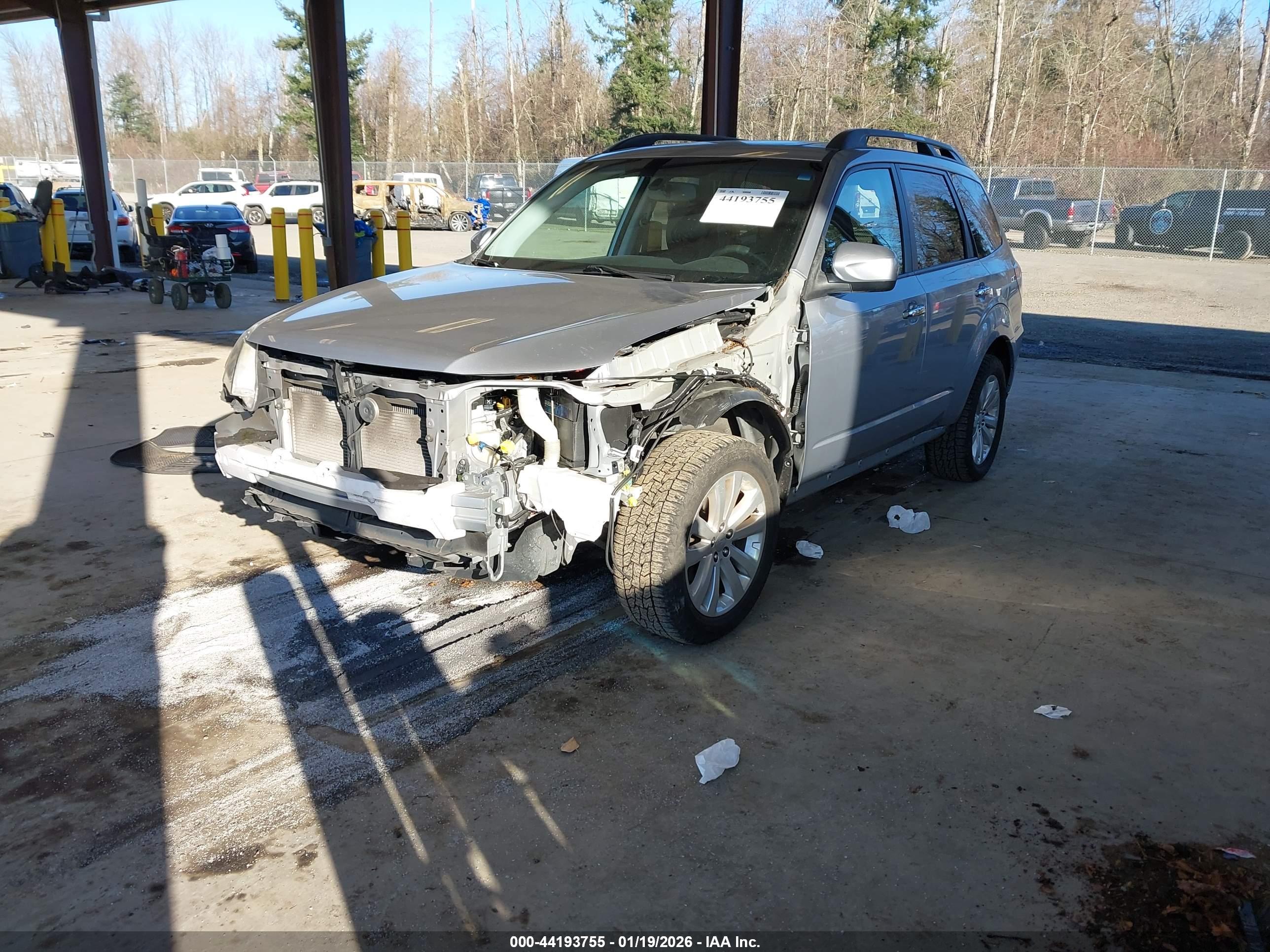 SUBARU FORESTER image 2