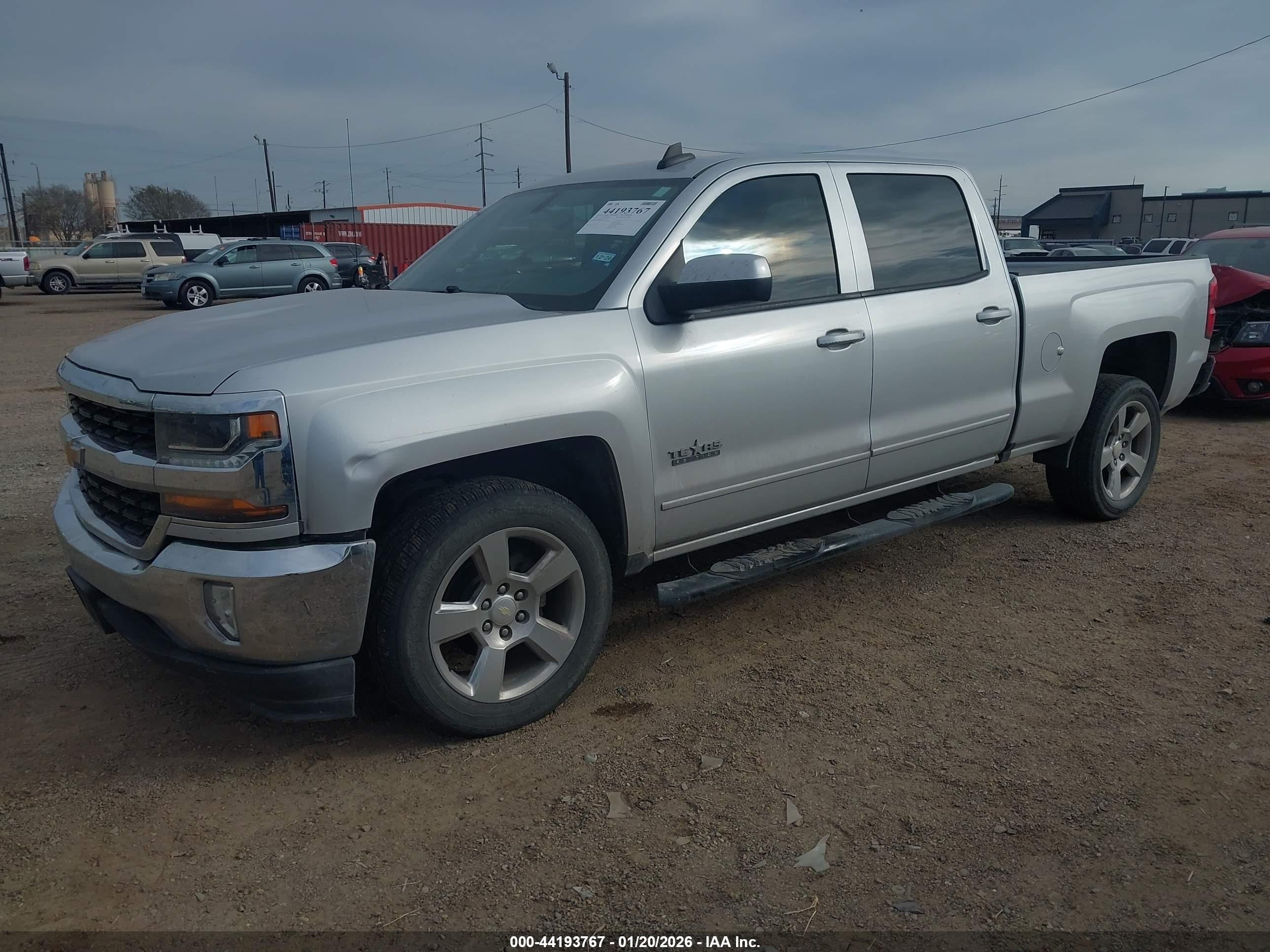 CHEVROLET SILVERADO image 2