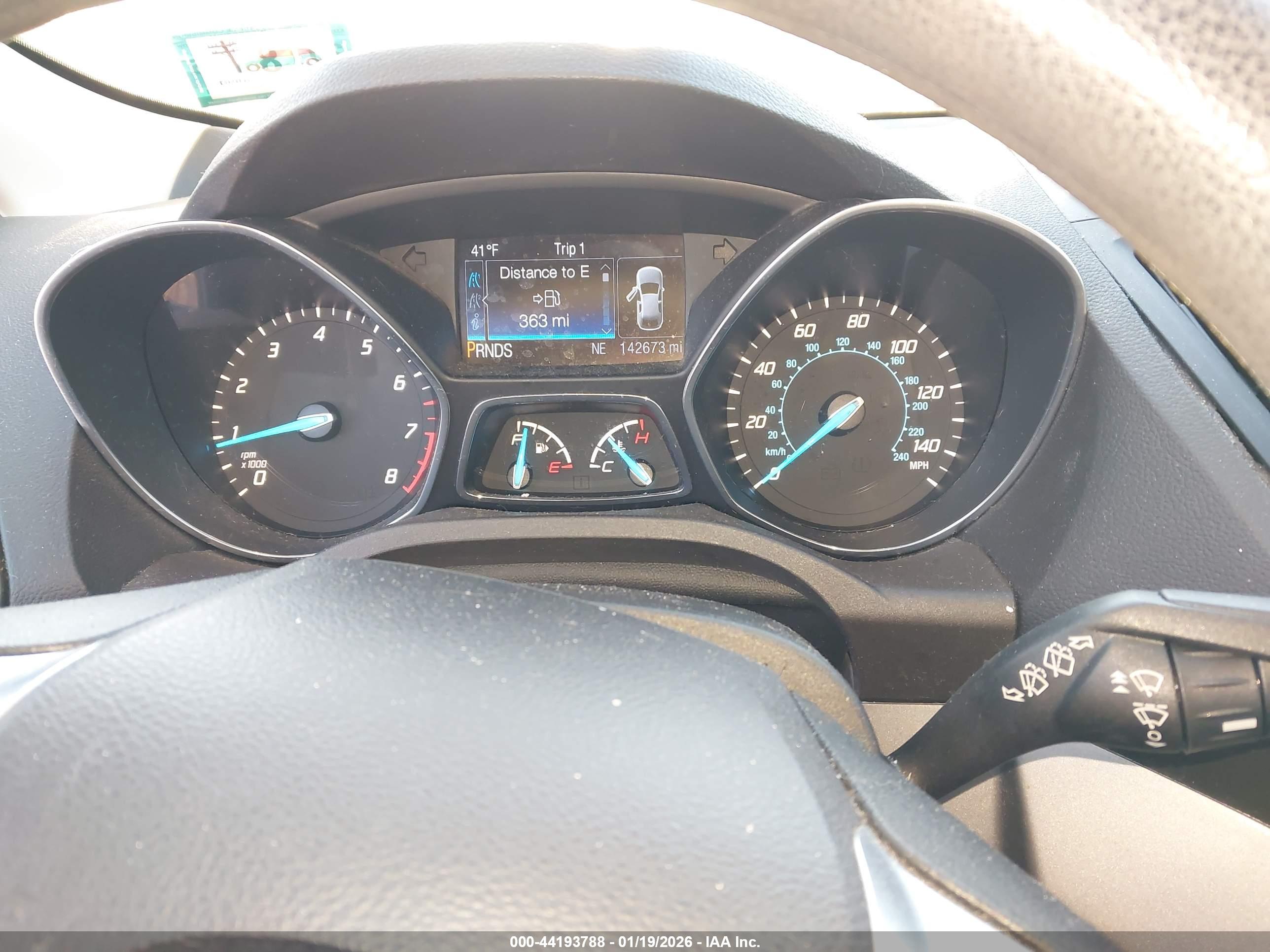 FORD ESCAPE image 7