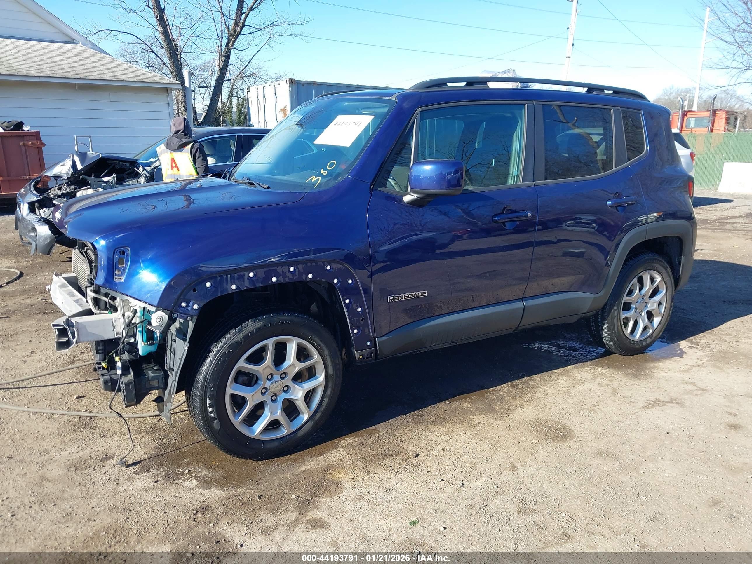 JEEP RENEGADE image 2