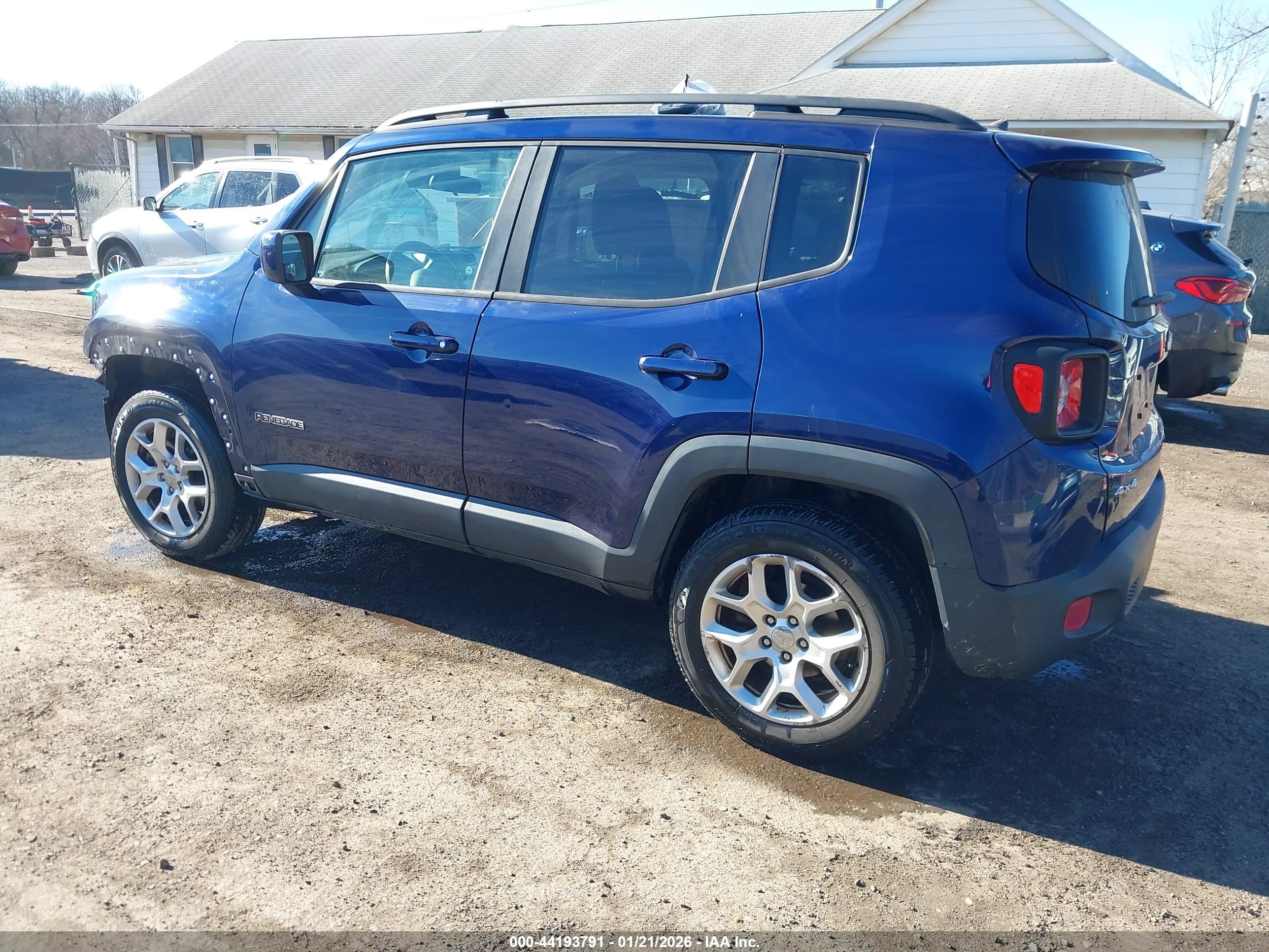 JEEP RENEGADE image 3