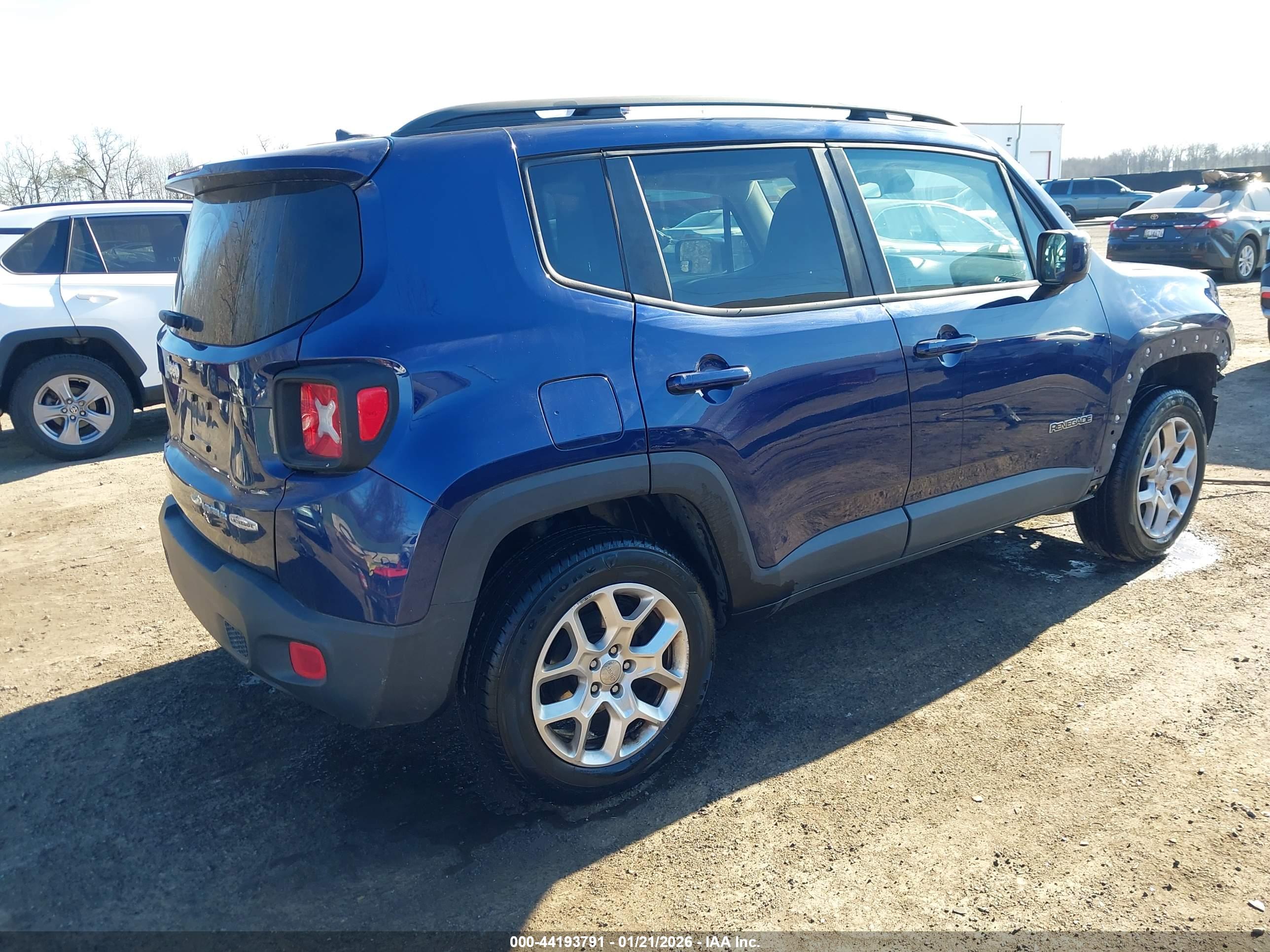JEEP RENEGADE image 4