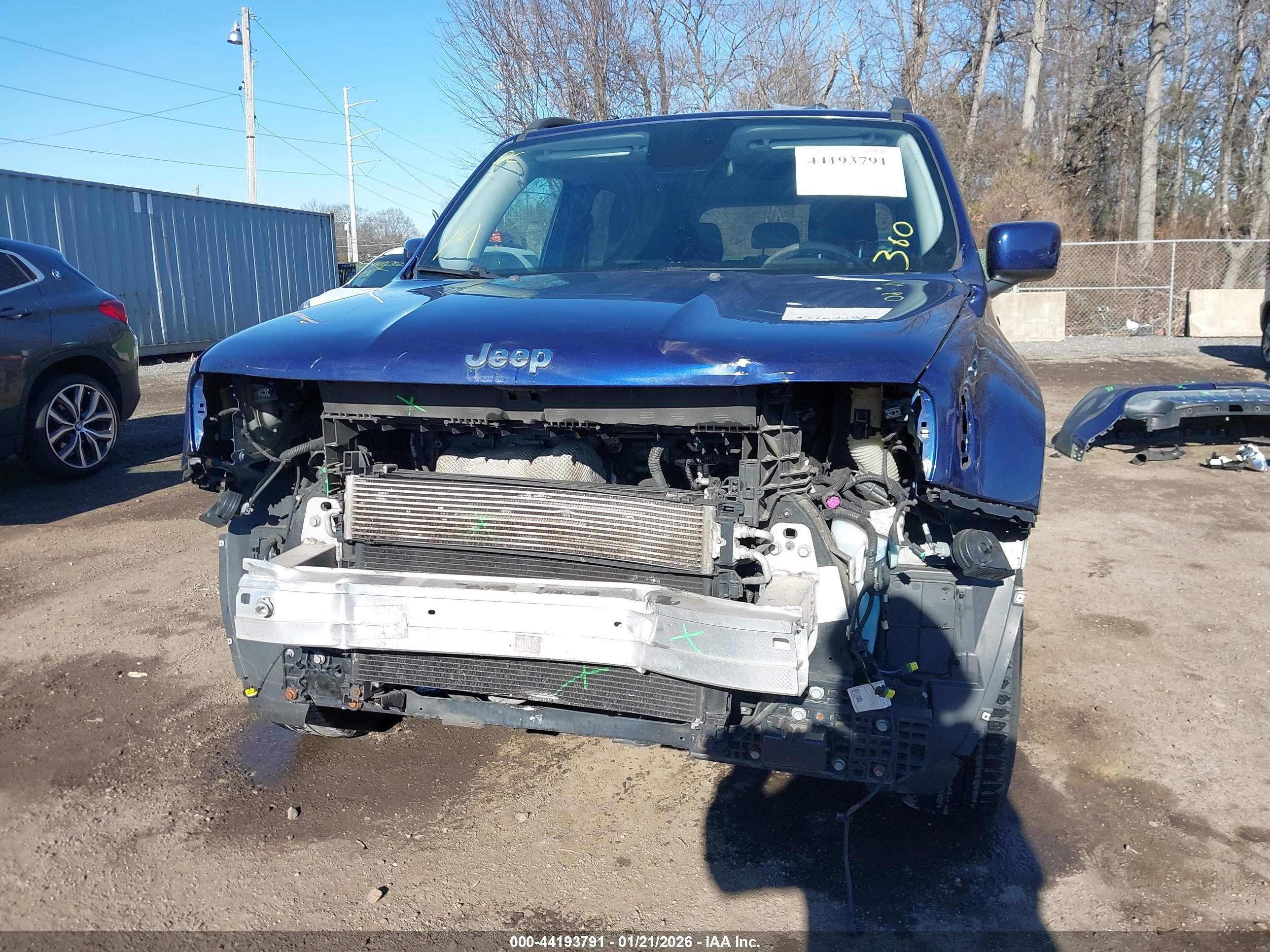 JEEP RENEGADE image 6