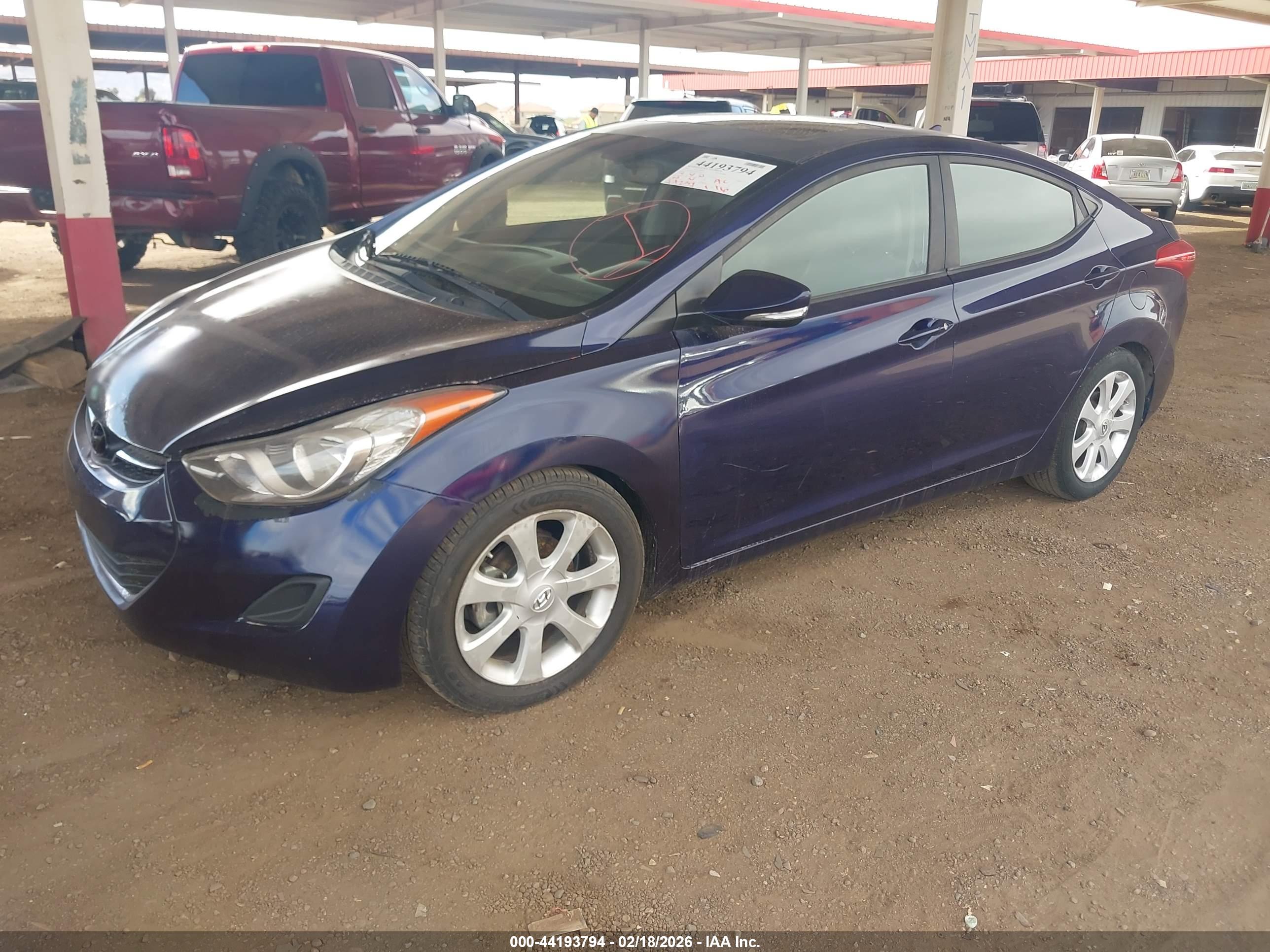 HYUNDAI ELANTRA image 2