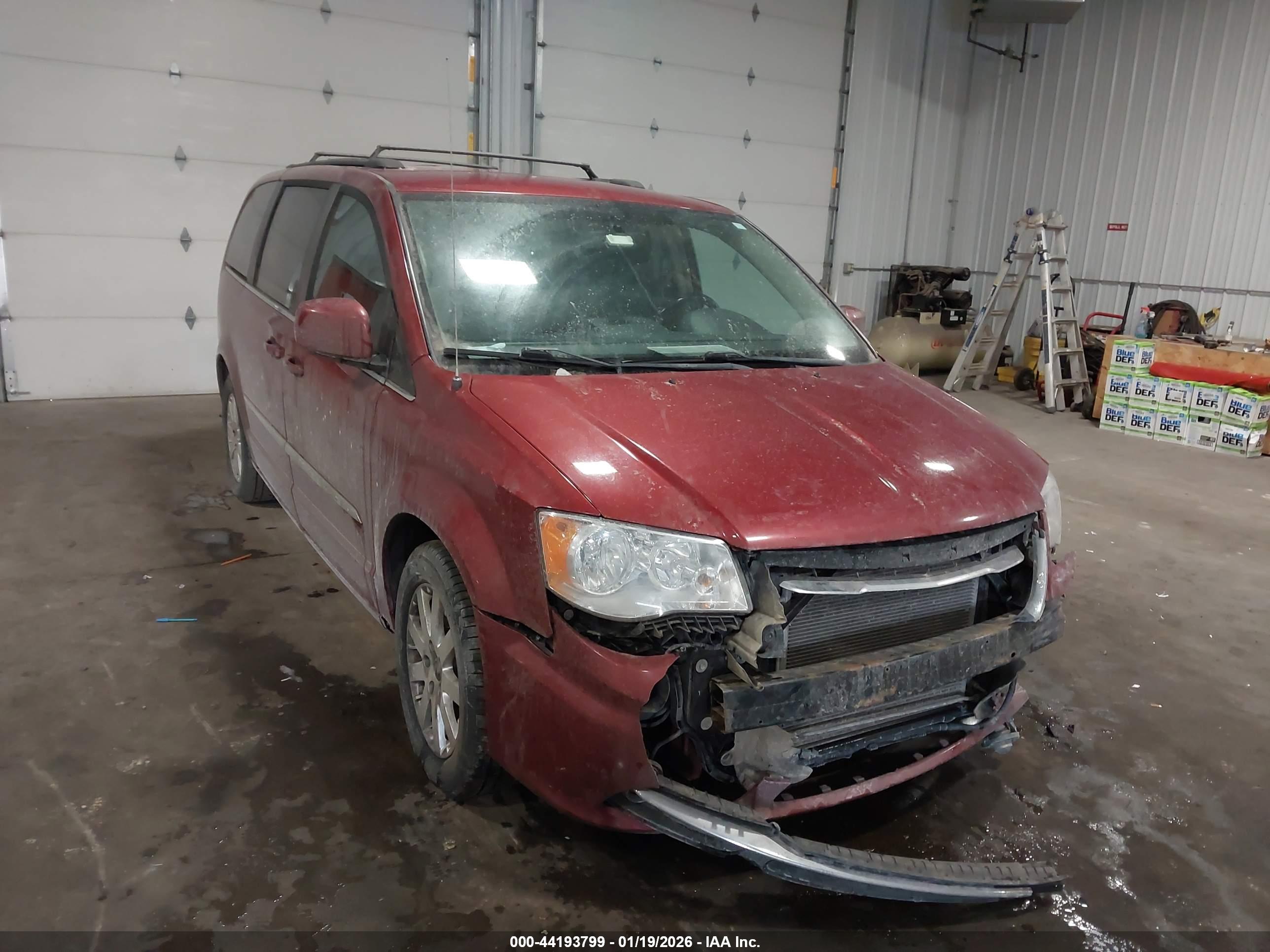 CHRYSLER TOWN image 6