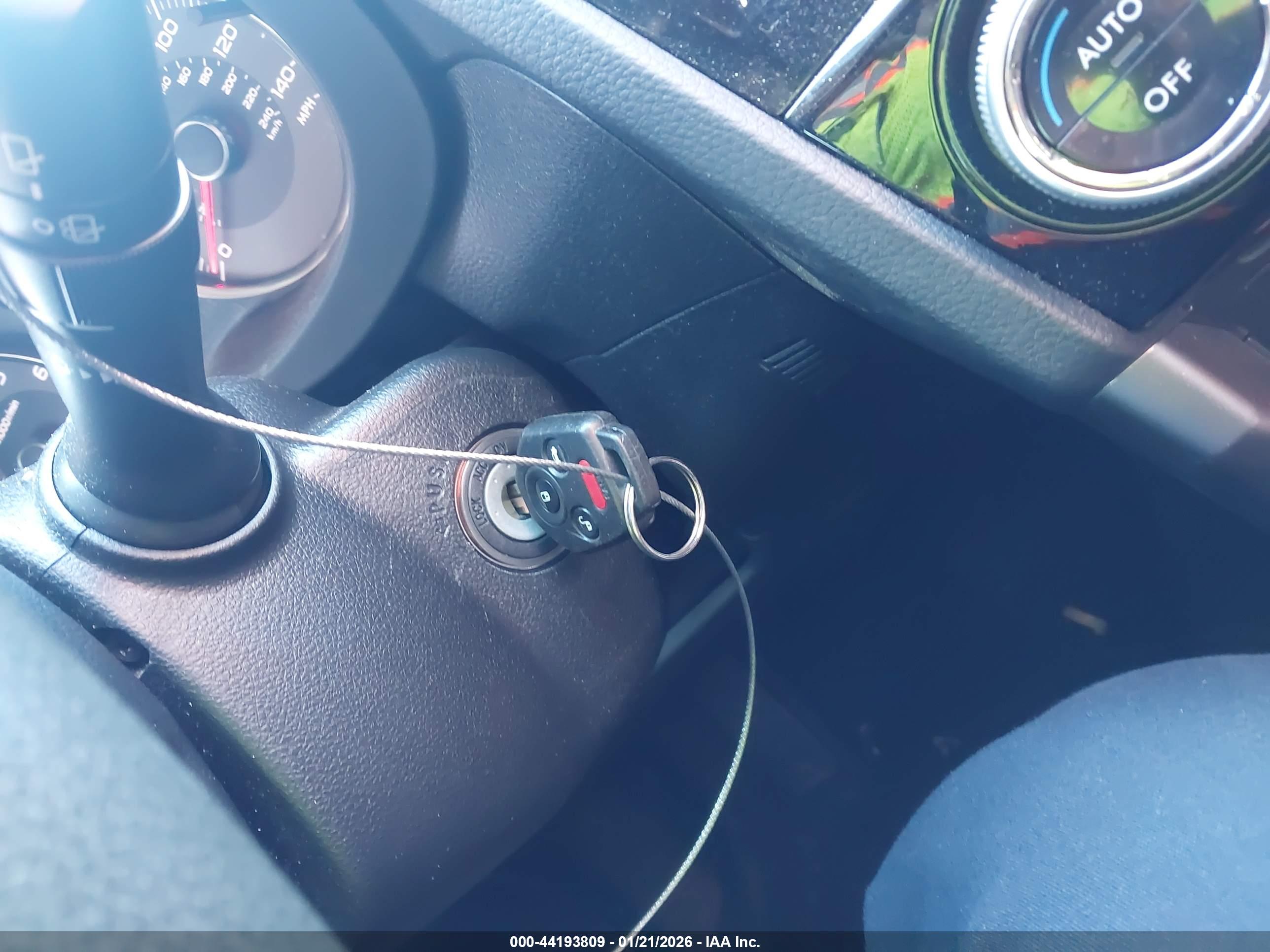 SUBARU FORESTER image 11
