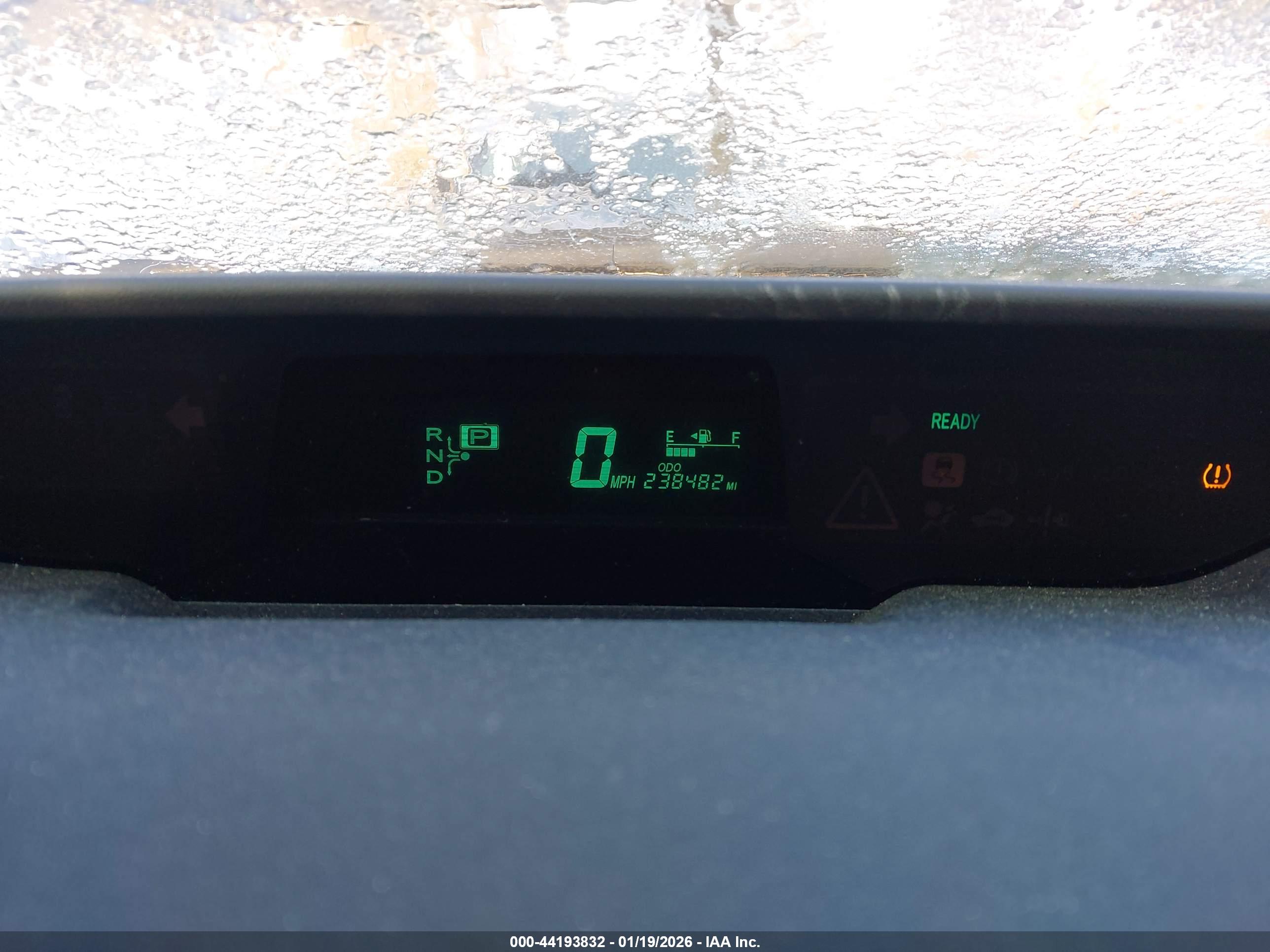 TOYOTA PRIUS image 7