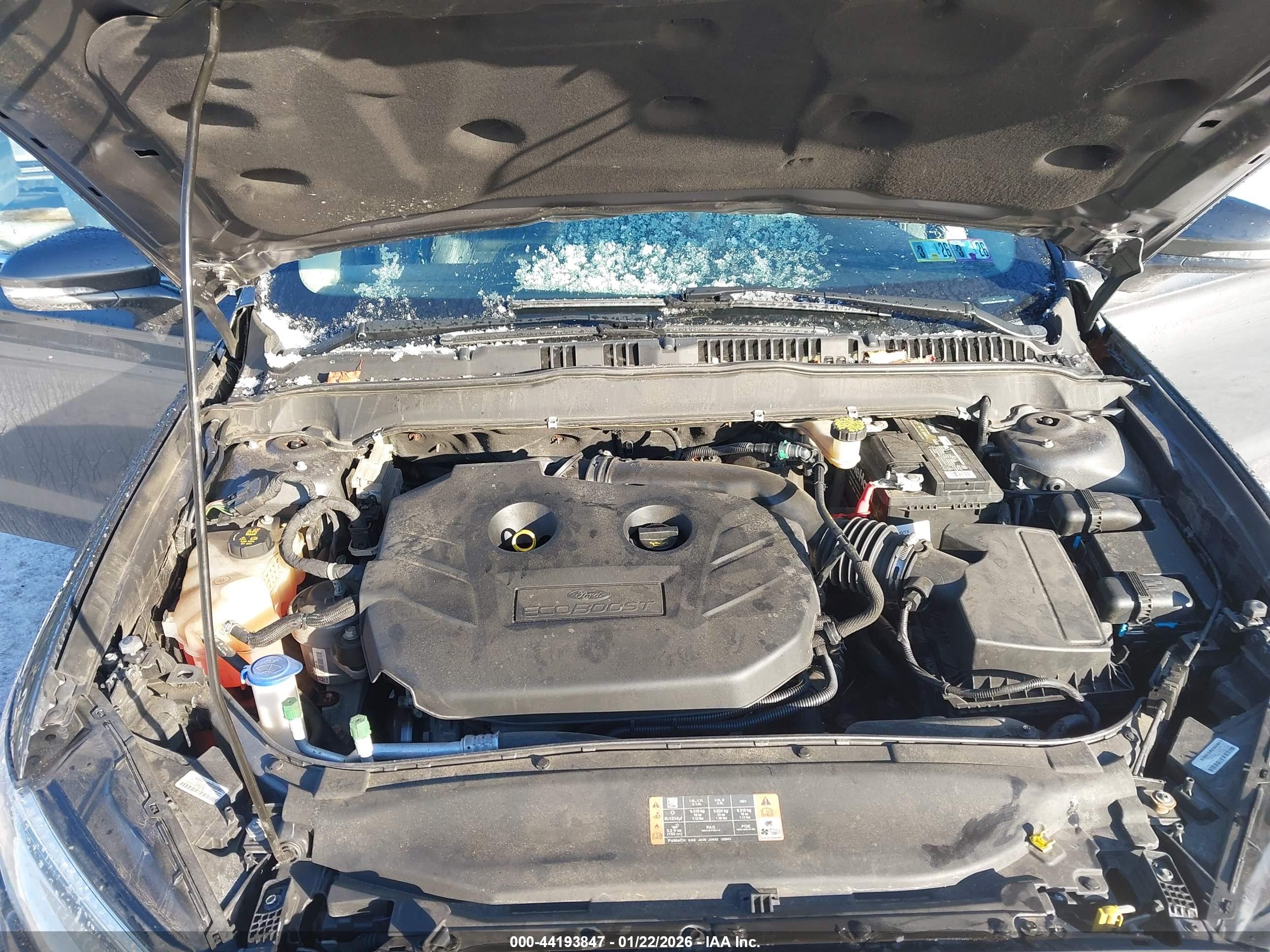 FORD FUSION image 10