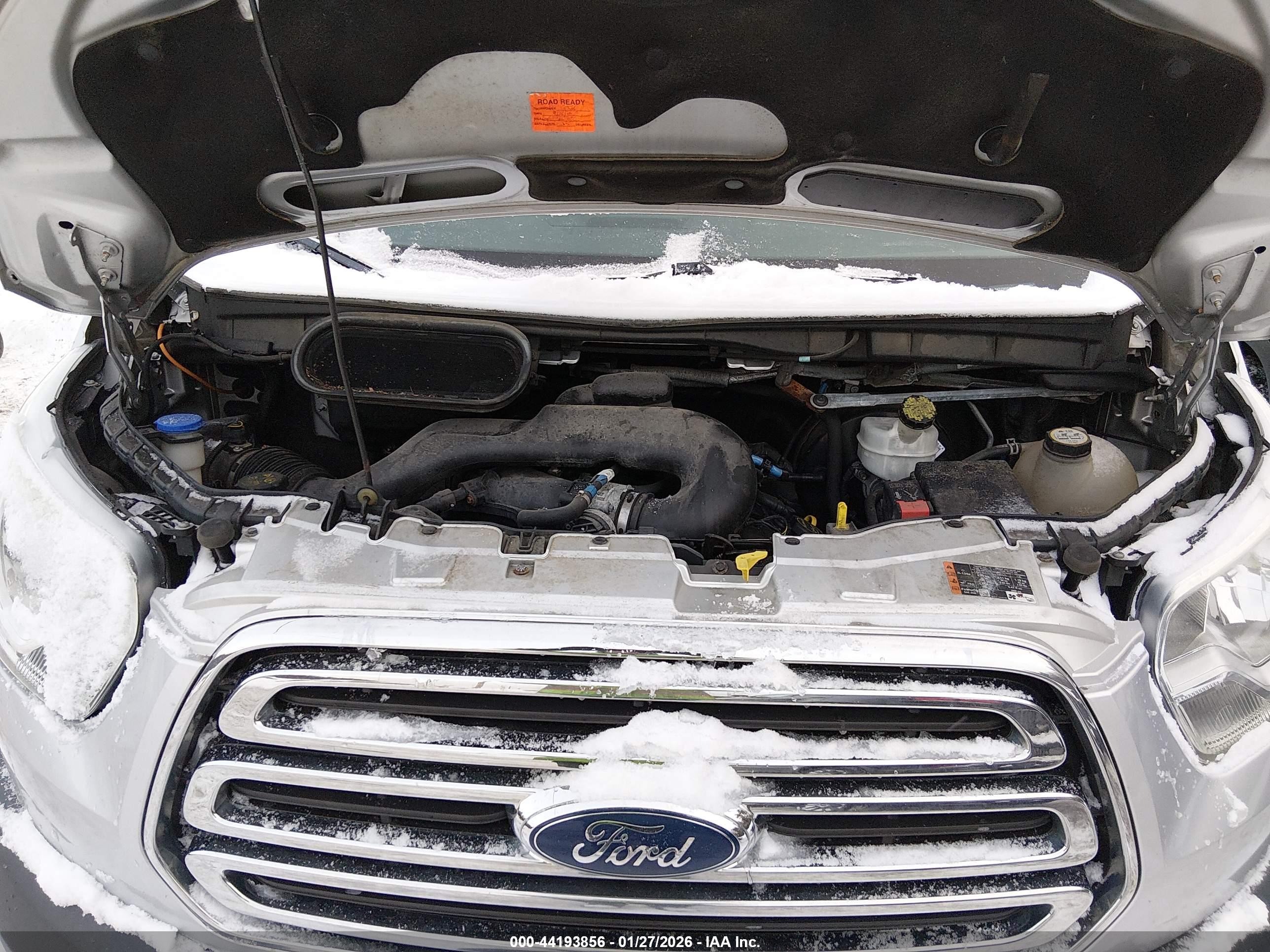 FORD TRANSIT-350 image 10