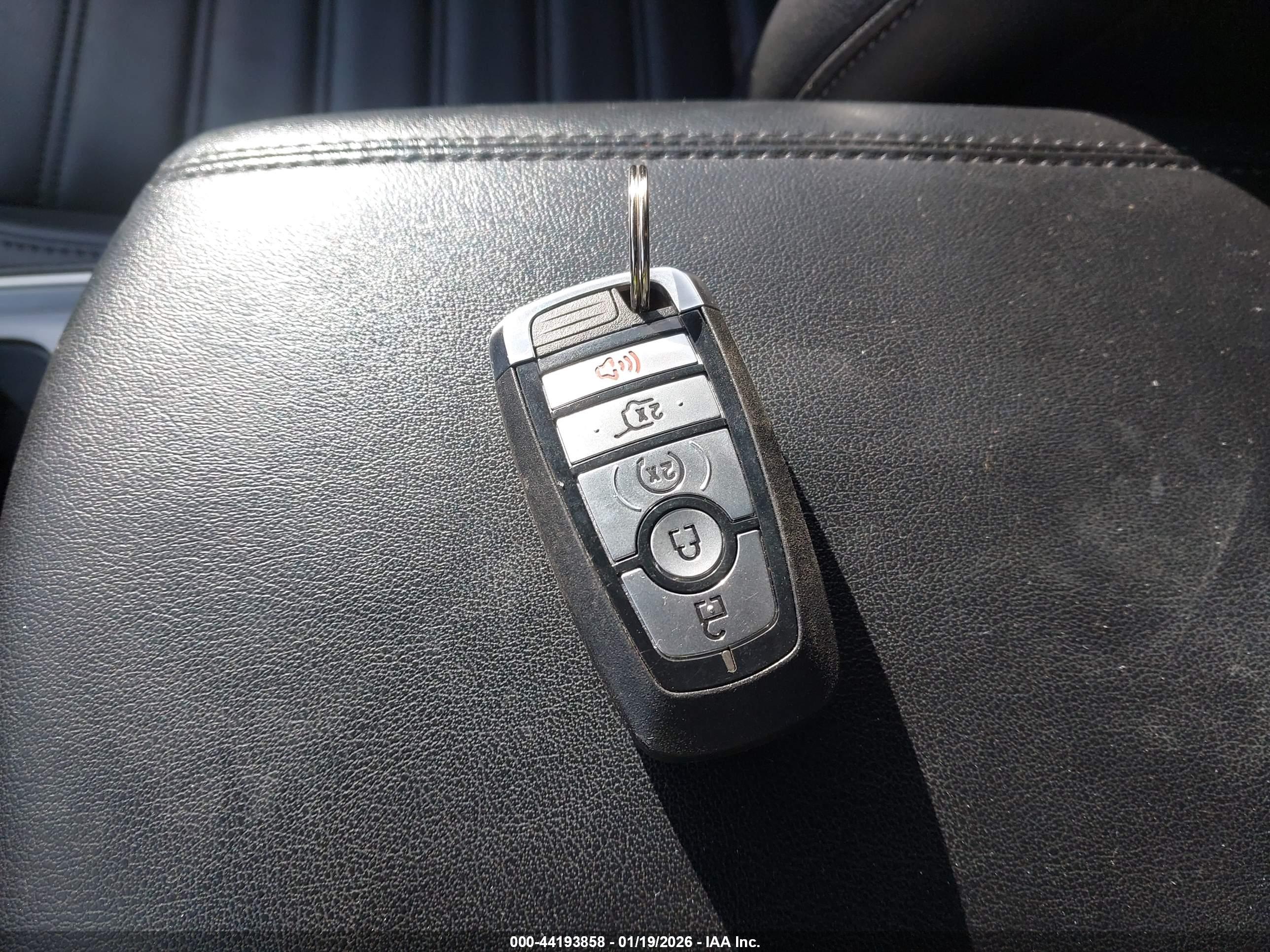 FORD EDGE image 11