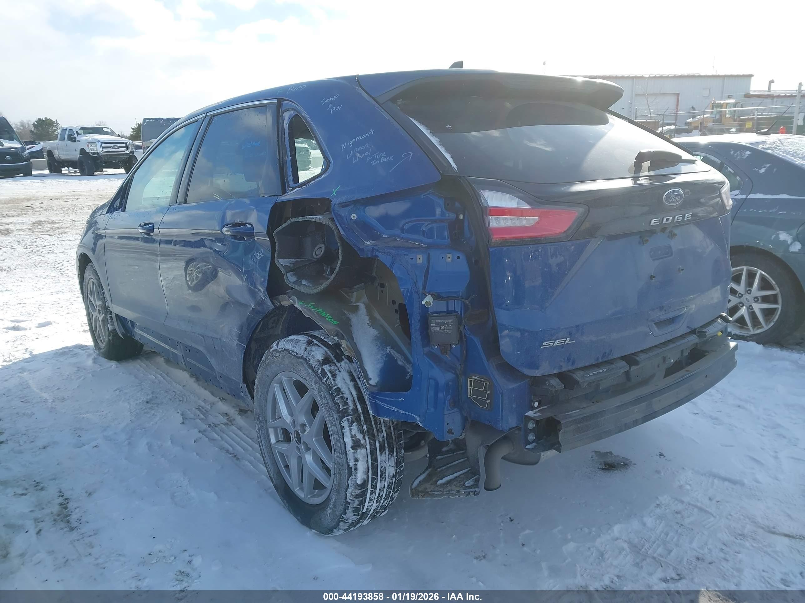 FORD EDGE image 3