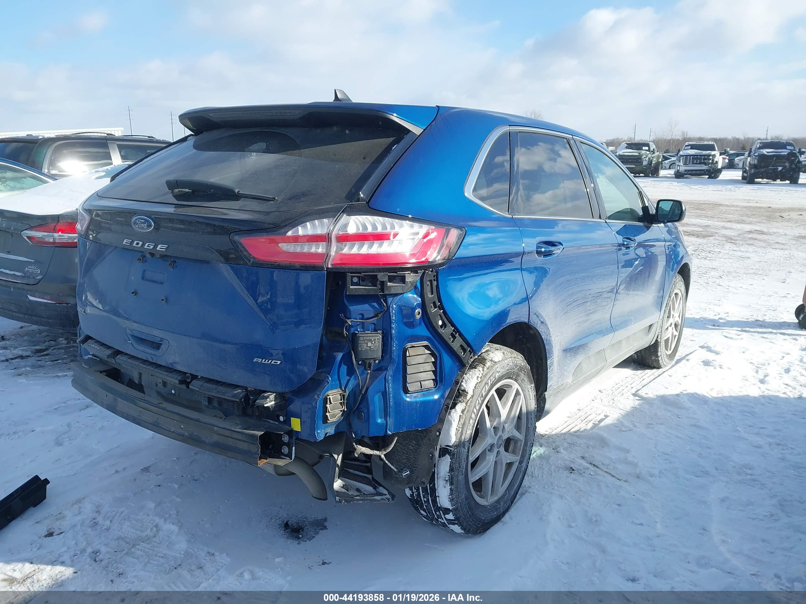 FORD EDGE image 4