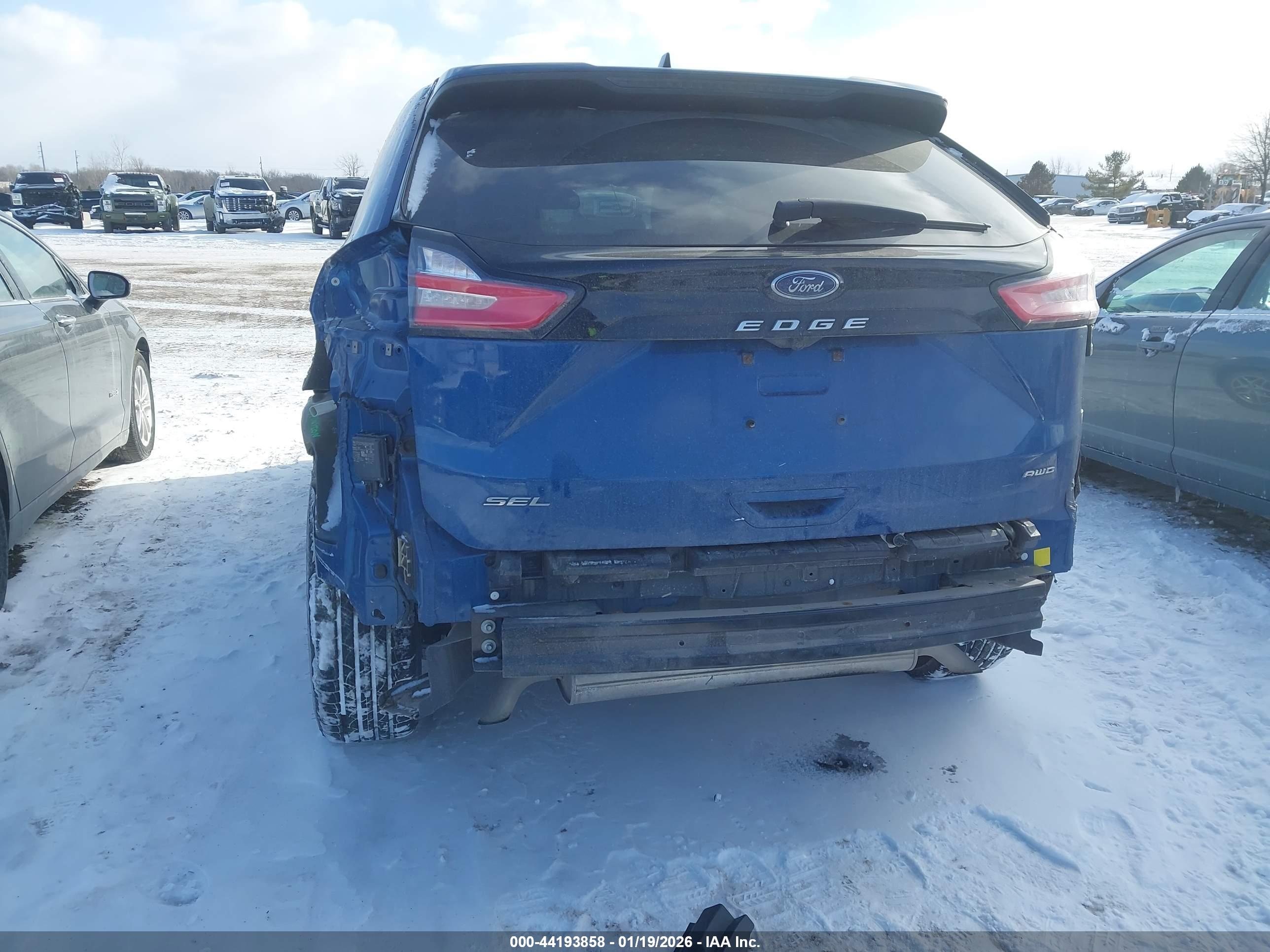 FORD EDGE image 6