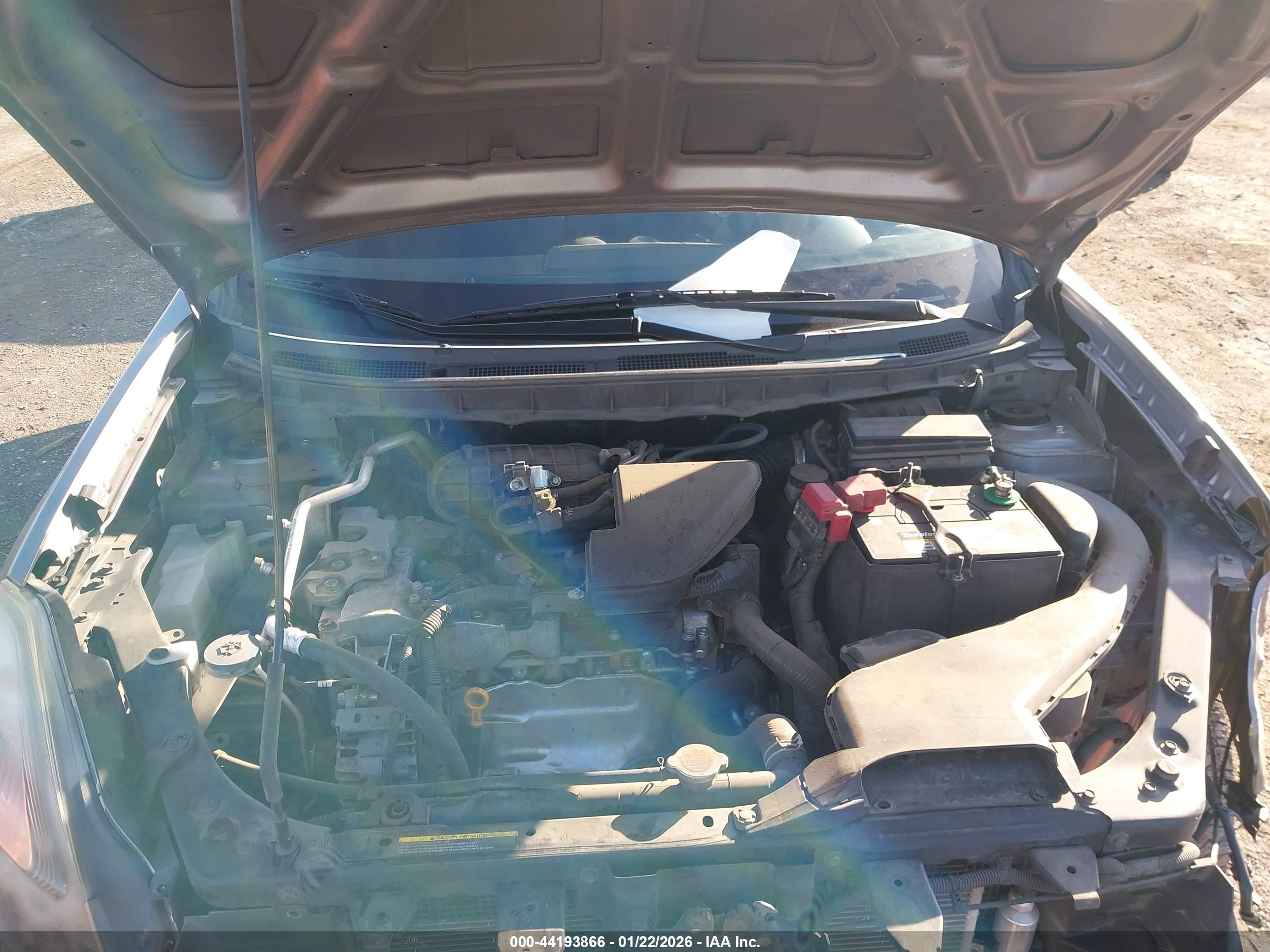 NISSAN ROGUE image 10
