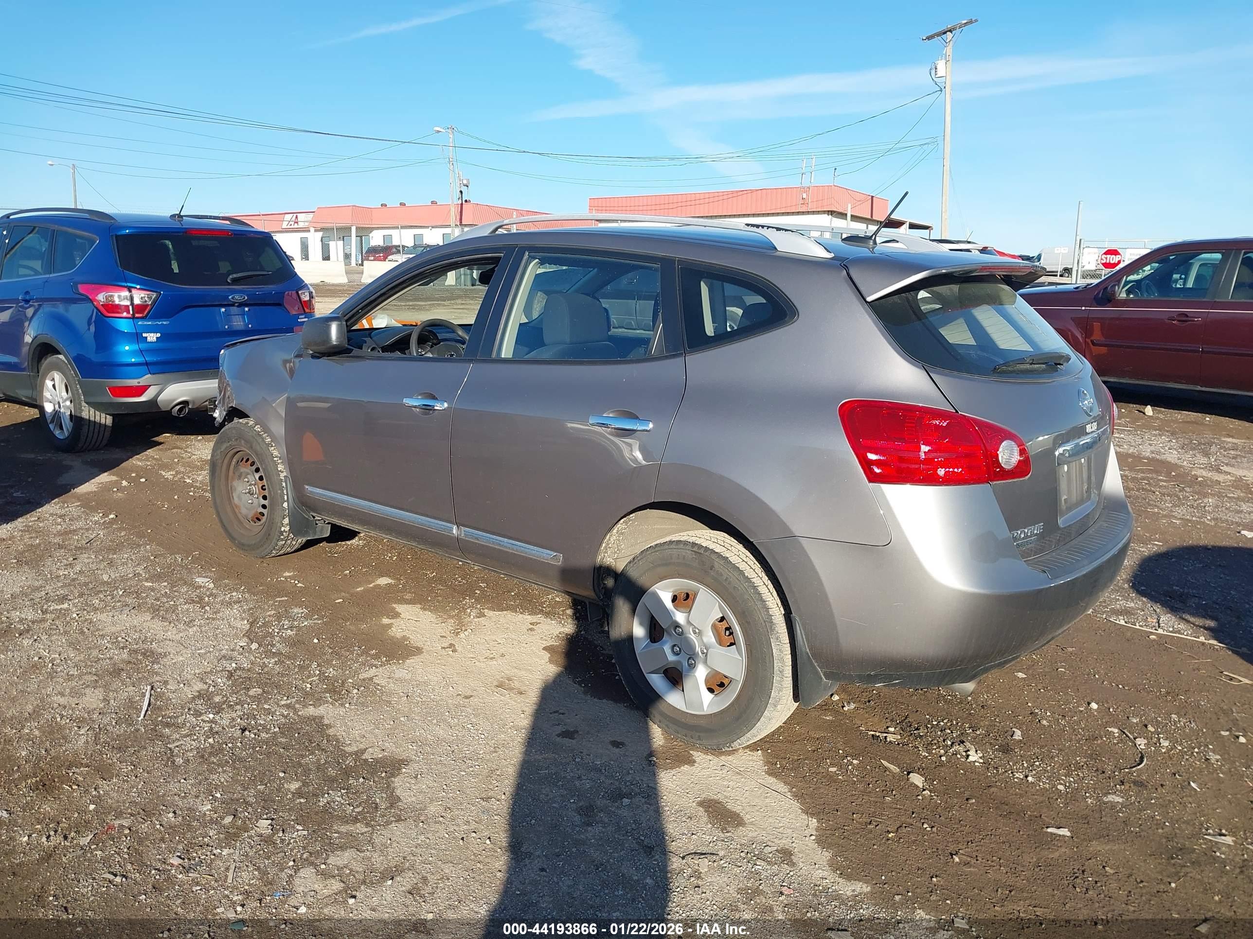 NISSAN ROGUE image 3
