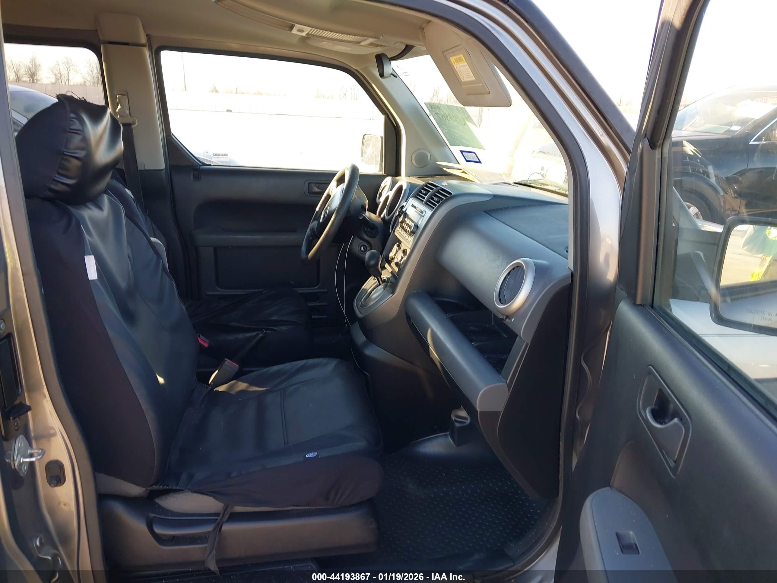 HONDA ELEMENT image 5