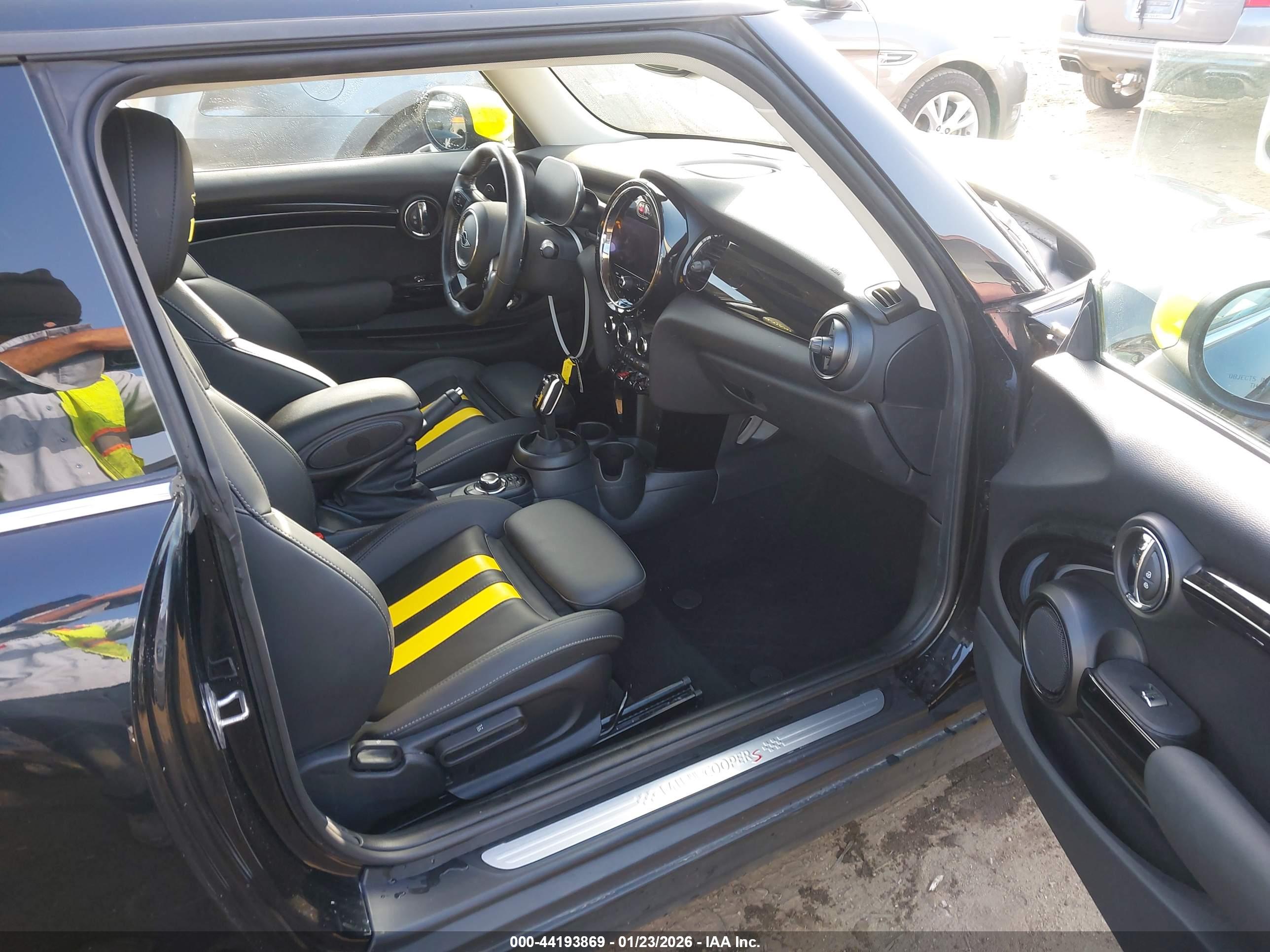MINI HARDTOP image 5