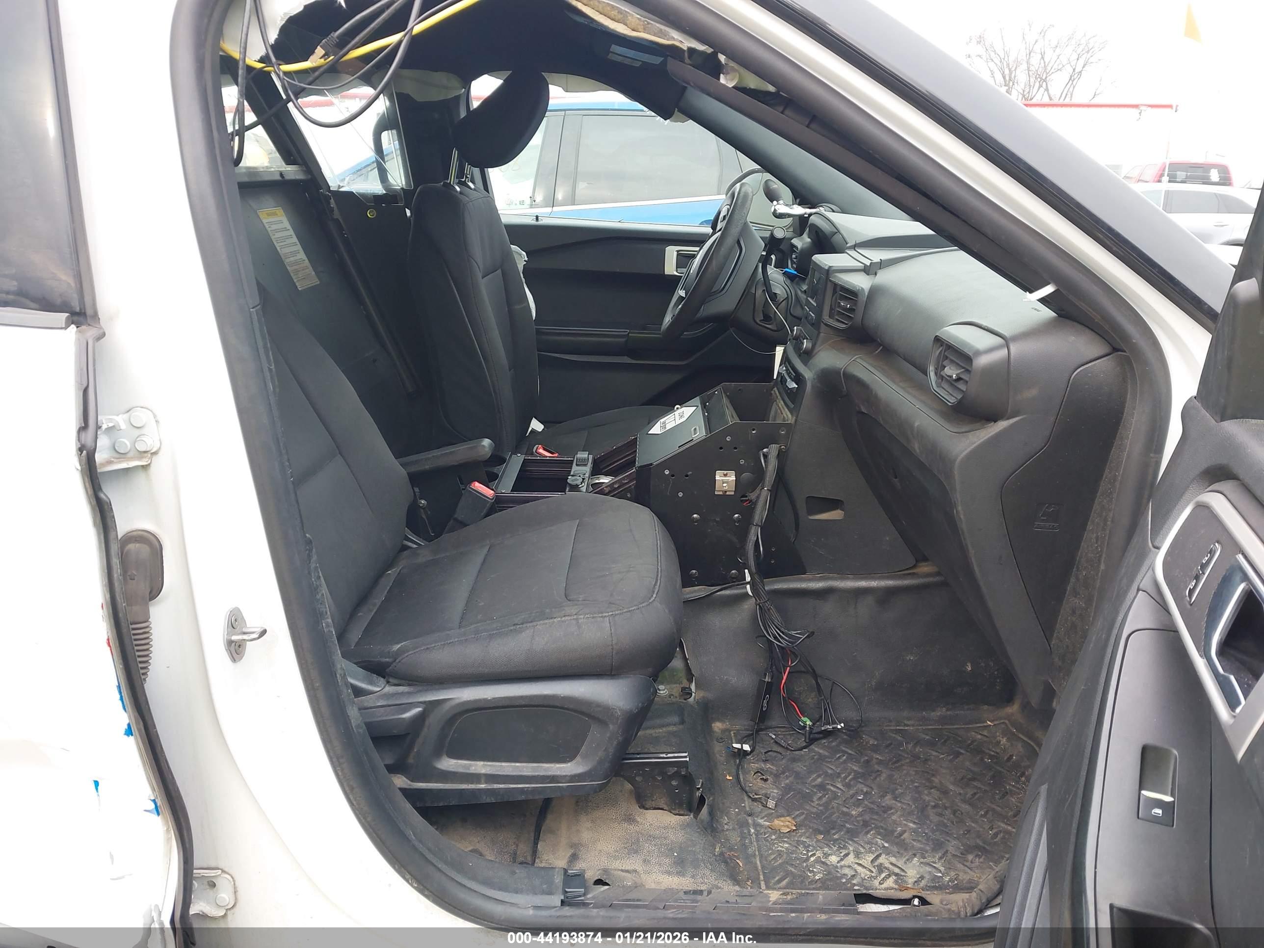 FORD POLICE image 5