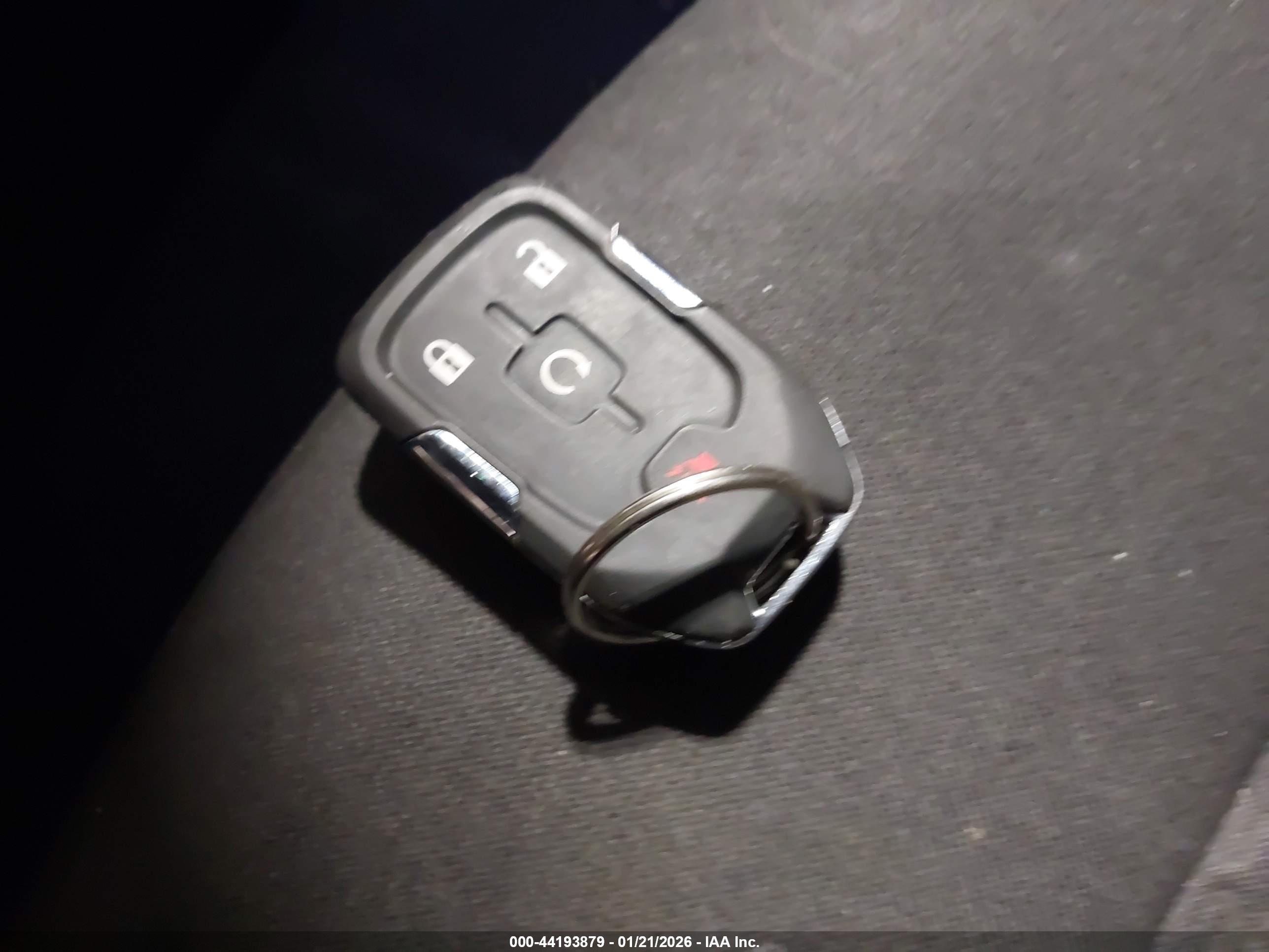GMC TERRAIN image 11