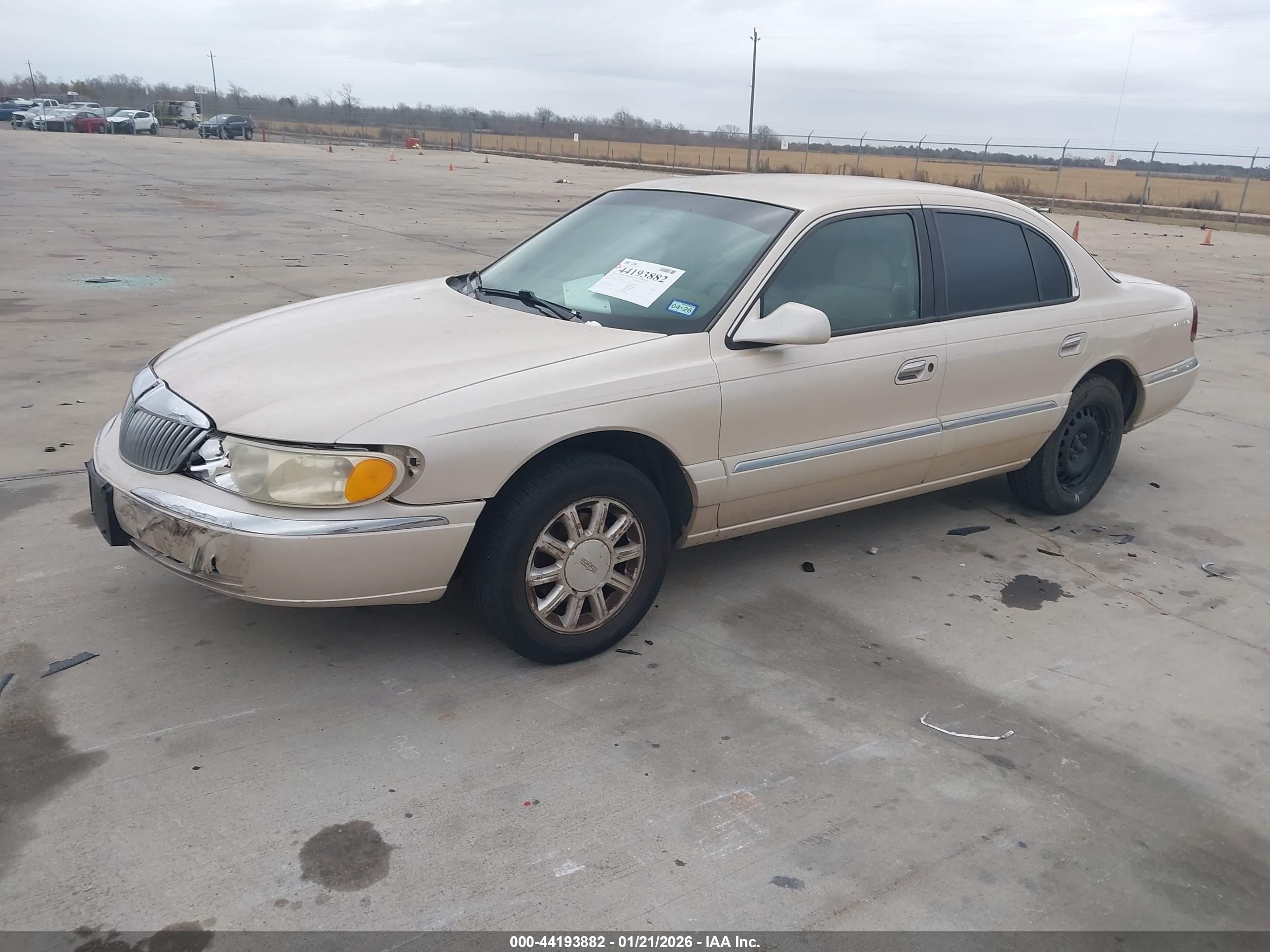 LINCOLN CONTINENTAL image 2