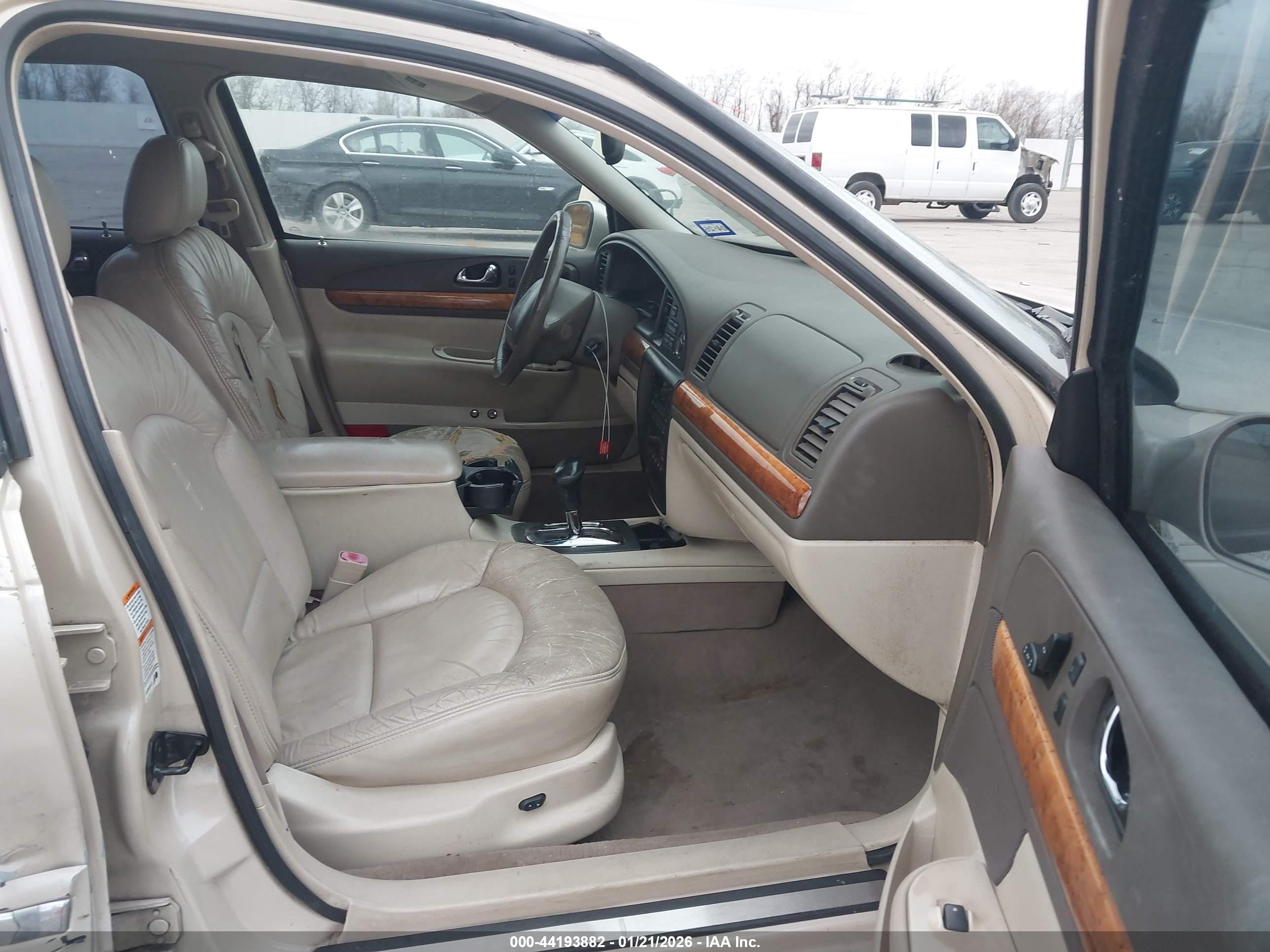 LINCOLN CONTINENTAL image 5