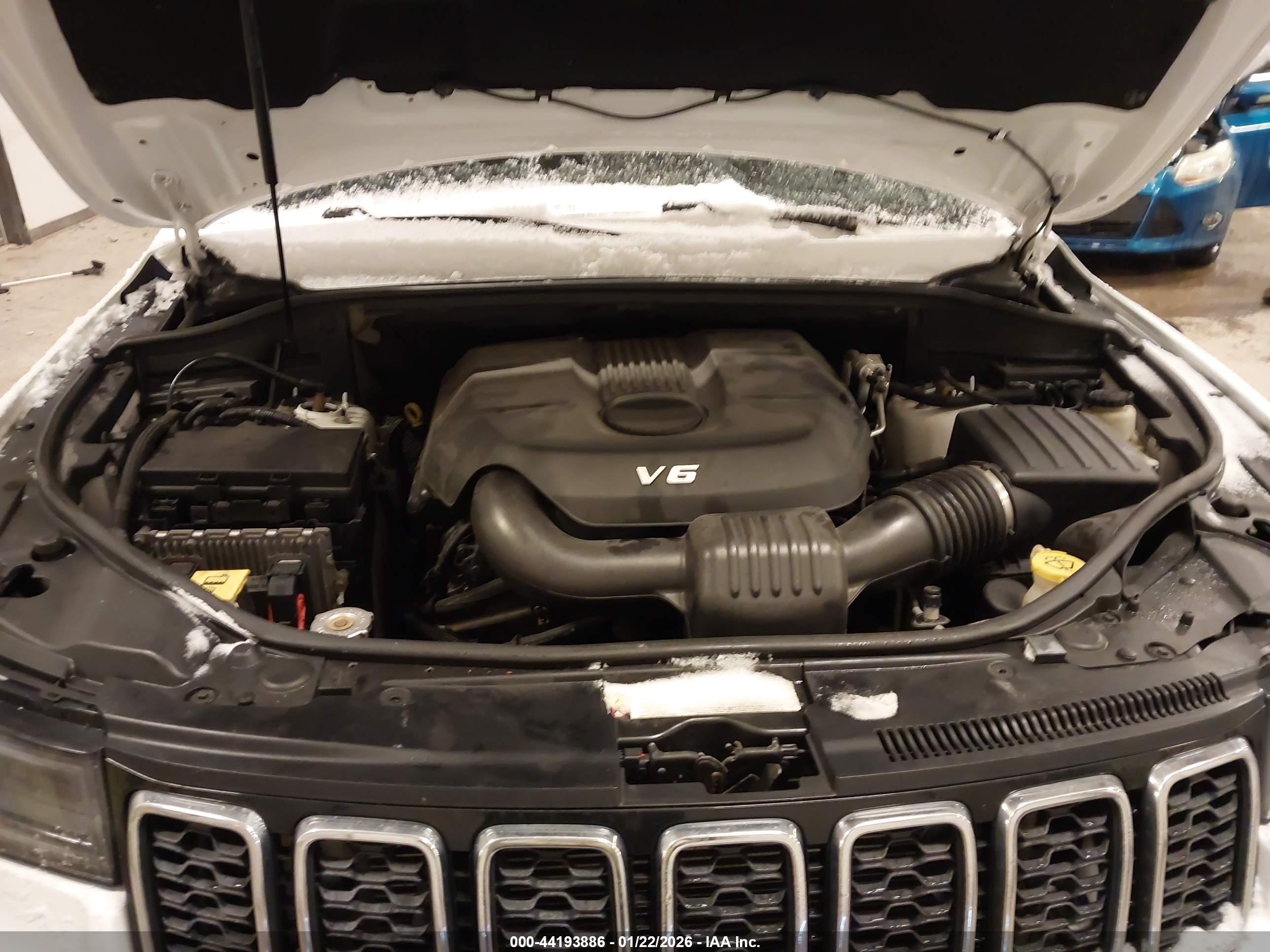 JEEP GRAND image 10